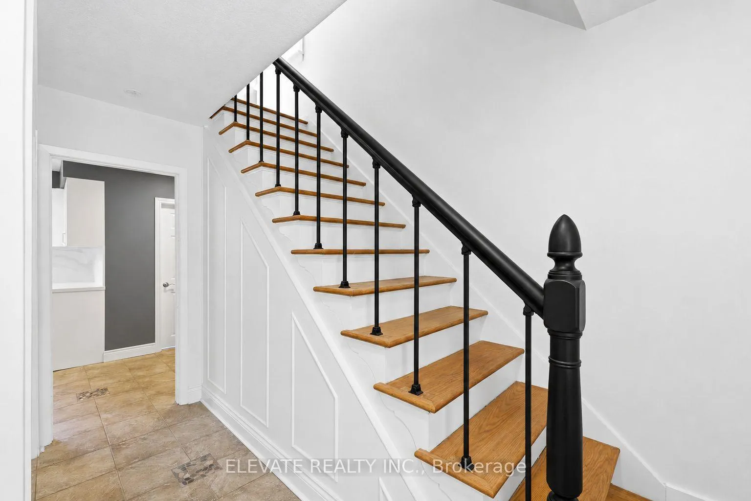 Photo 12 of 4 Pullen Avenue, St. Thomas — HOMEH