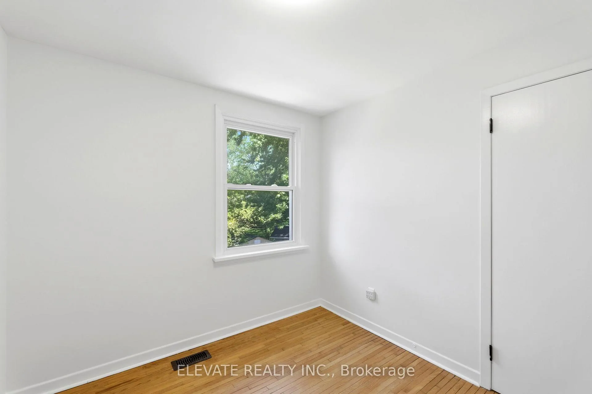 Photo 22 of 4 Pullen Avenue, St. Thomas — HOMEH