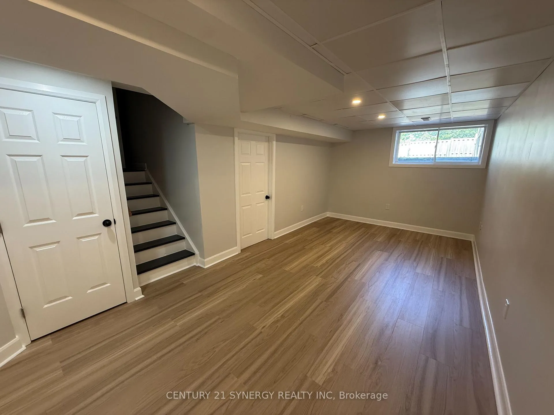 Photo 11 of 551 Wild Shore Crescent, Ottawa, Riverside South/Gloucester Glen — HOMEH