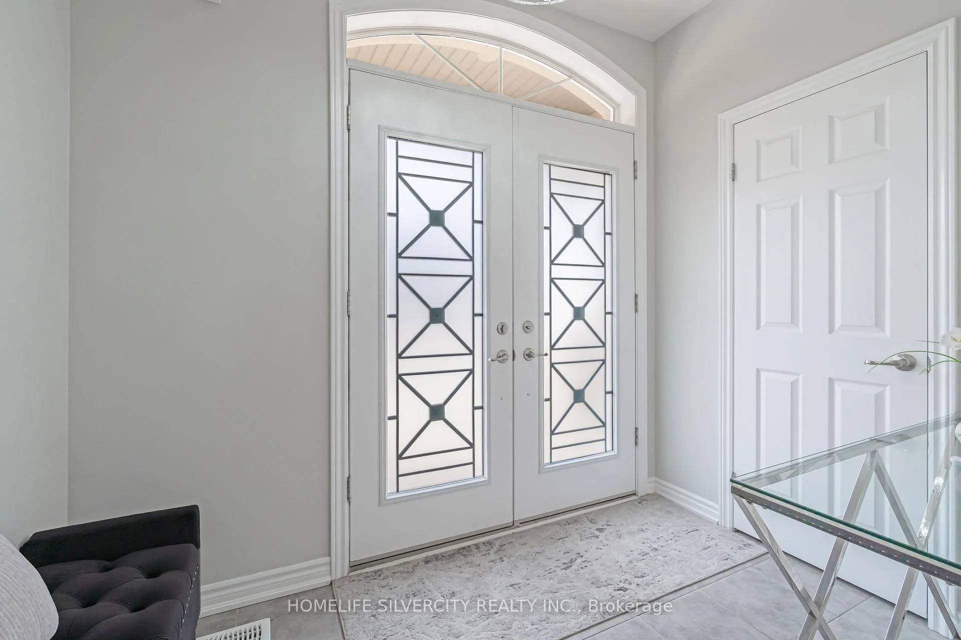 Photo 5 of 17 Henry Moody Drive, Brampton, Northwest Brampton — HOMEH