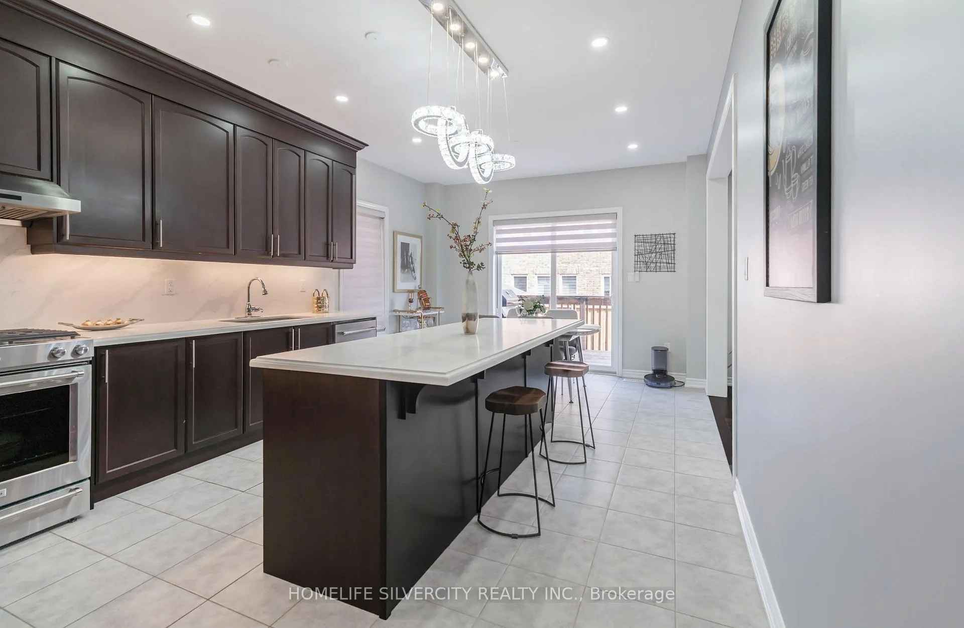 Photo 14 of 17 Henry Moody Drive, Brampton, Northwest Brampton — HOMEH