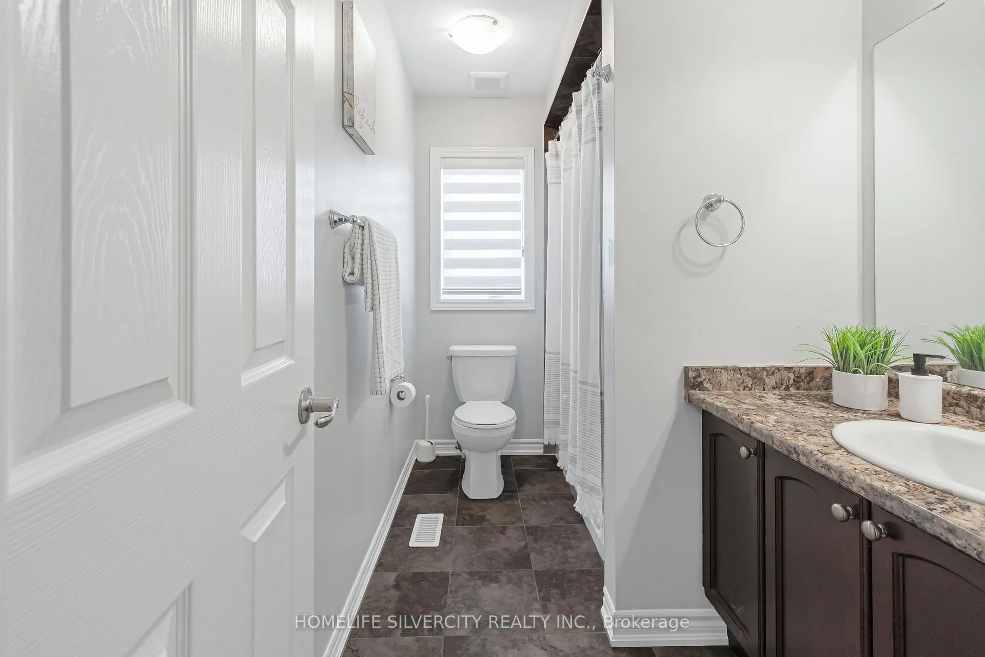 Photo 29 of 17 Henry Moody Drive, Brampton, Northwest Brampton — HOMEH