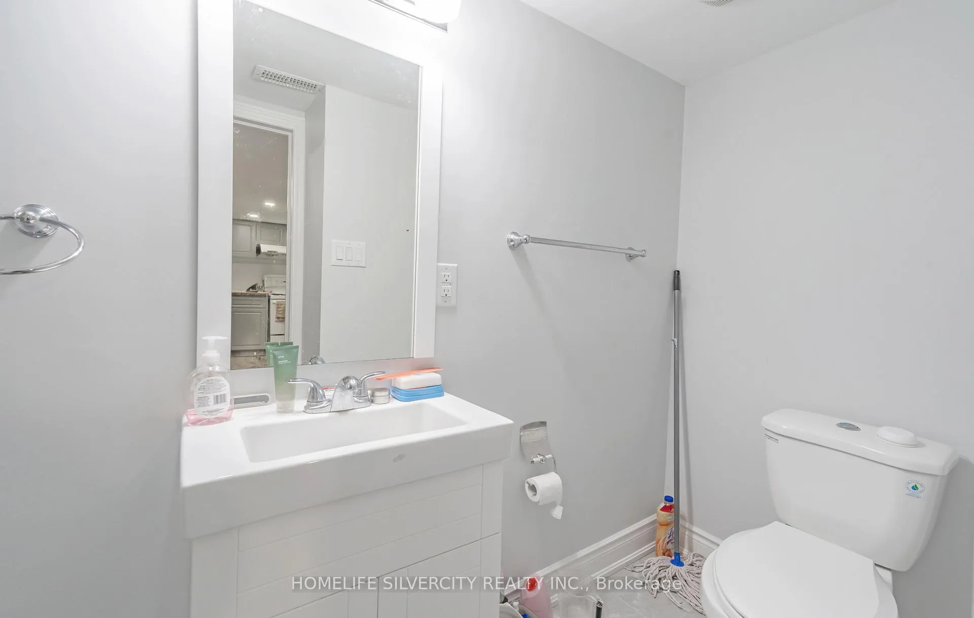 Photo 46 of 17 Henry Moody Drive, Brampton, Northwest Brampton — HOMEH