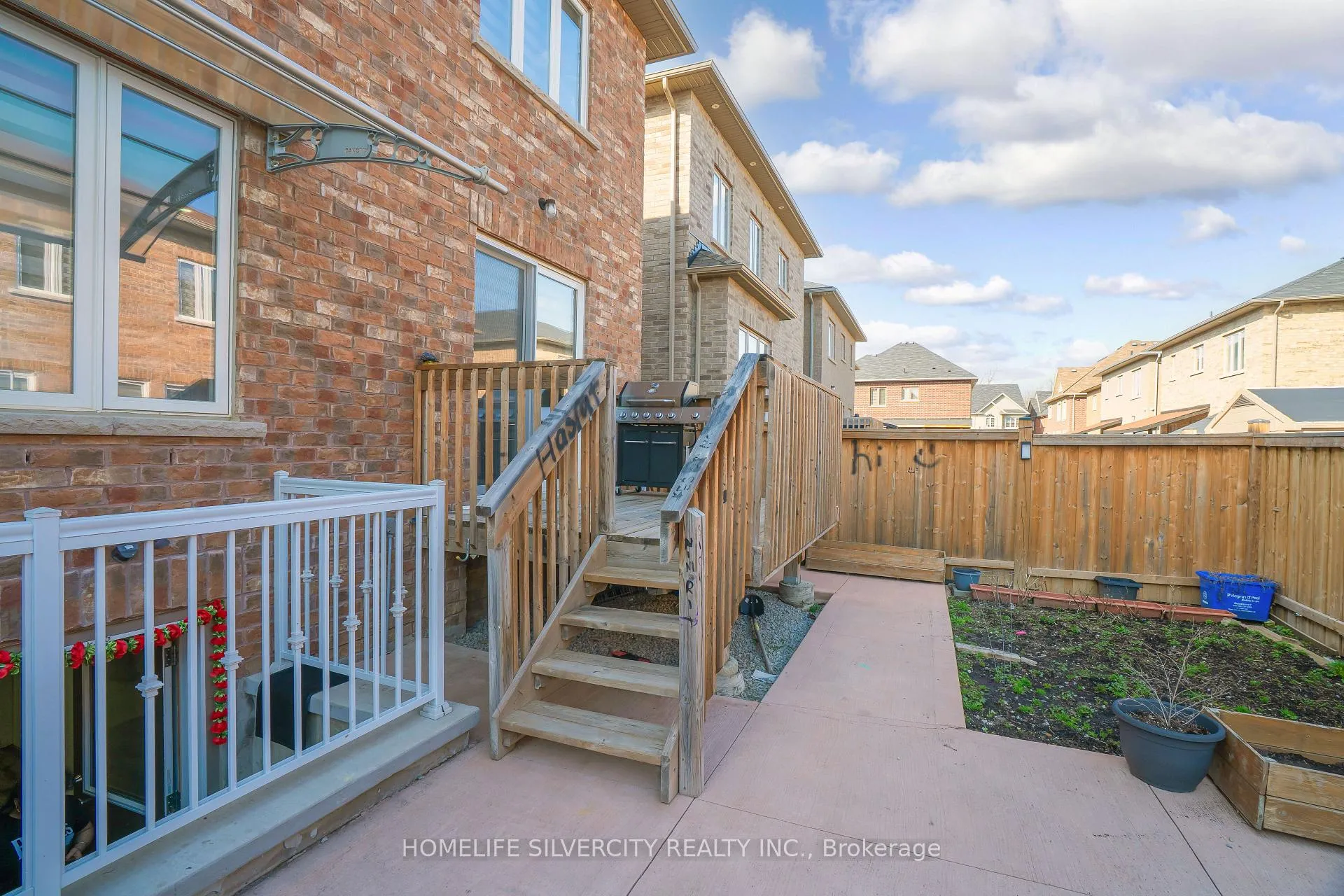 Photo 49 of 17 Henry Moody Drive, Brampton, Northwest Brampton — HOMEH