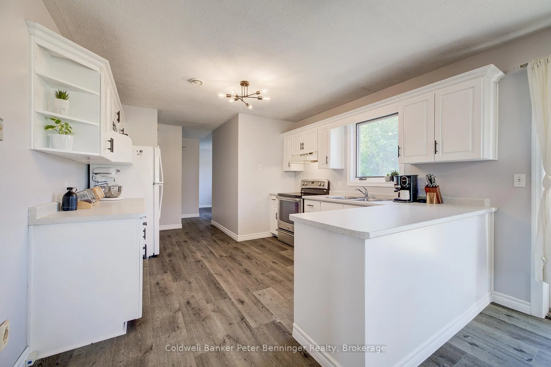 Photo 11 of 54 Ellen Avenue, Brockton — HOMEH