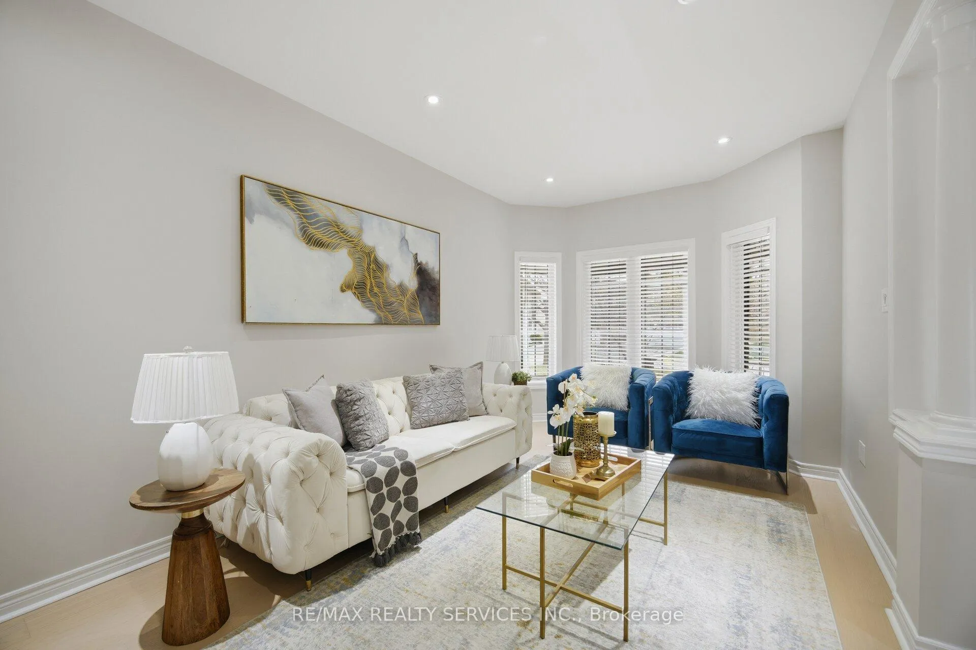 Photo 3 of 130 Yuile Court, Brampton, Fletcher's Creek South — HOMEH