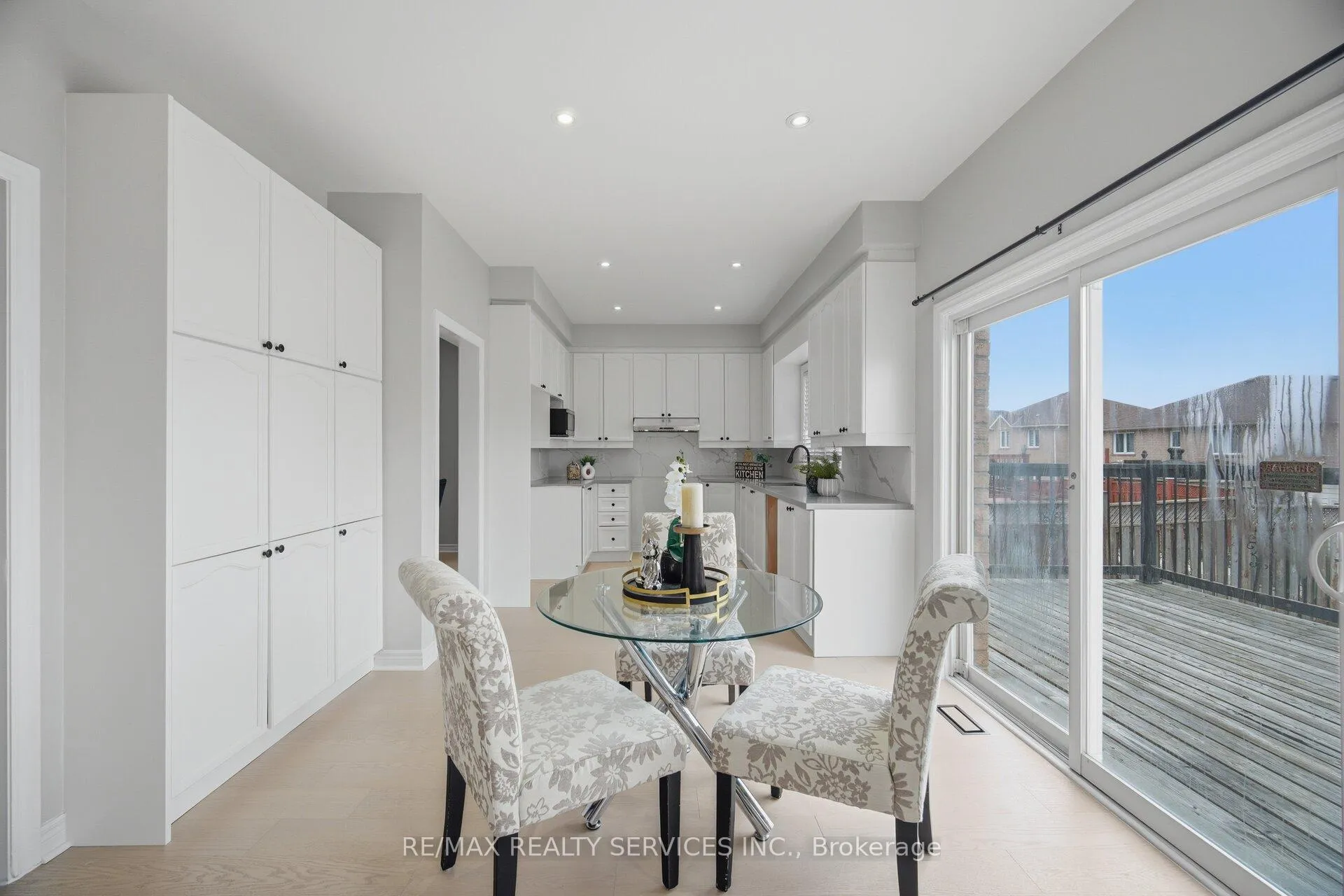 Photo 16 of 130 Yuile Court, Brampton, Fletcher's Creek South — HOMEH