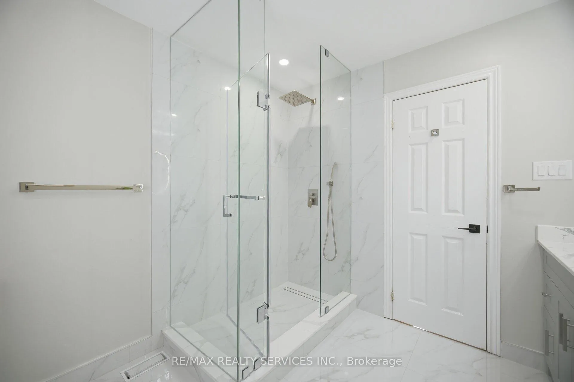 Photo 28 of 130 Yuile Court, Brampton, Fletcher's Creek South — HOMEH