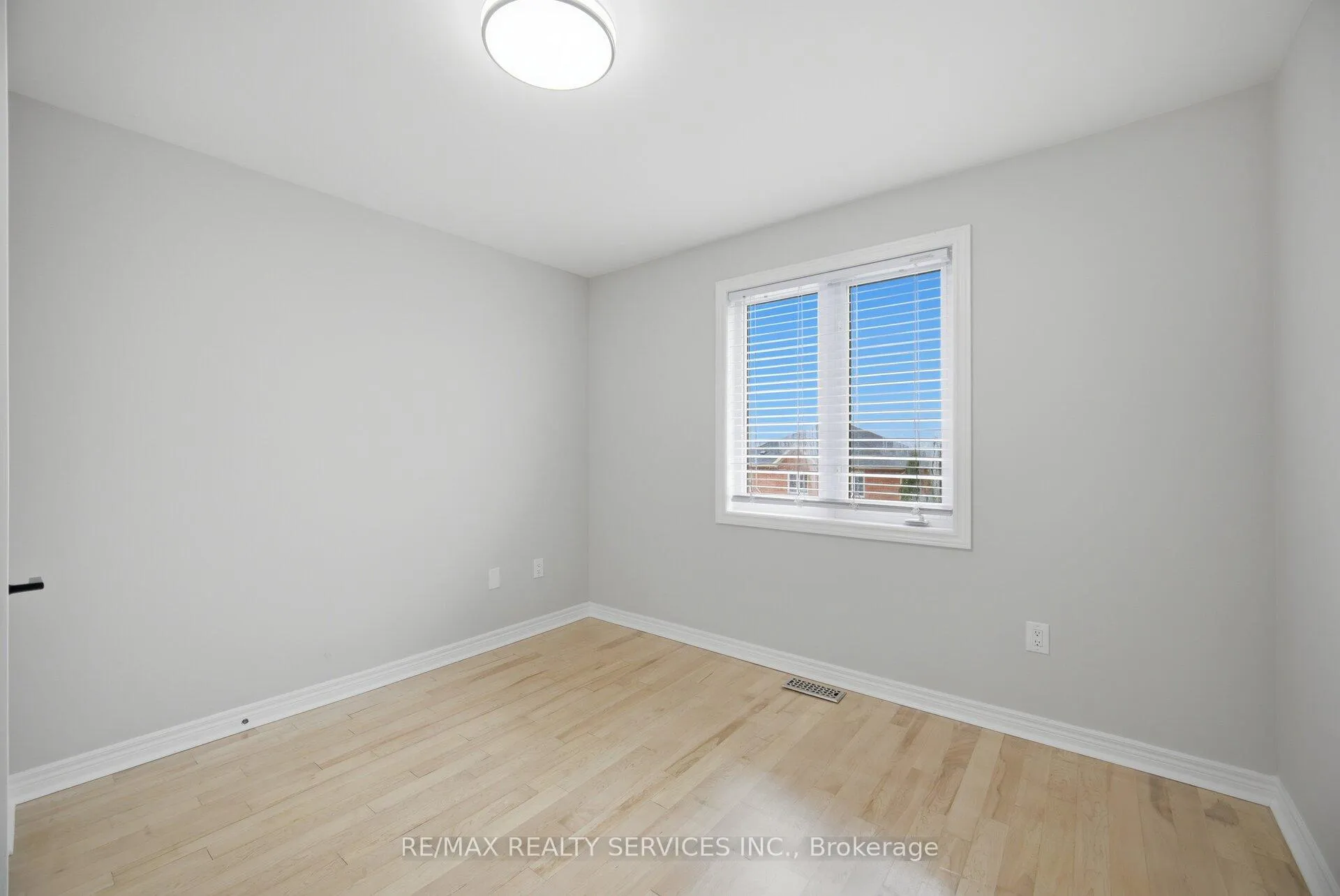 Photo 34 of 130 Yuile Court, Brampton, Fletcher's Creek South — HOMEH