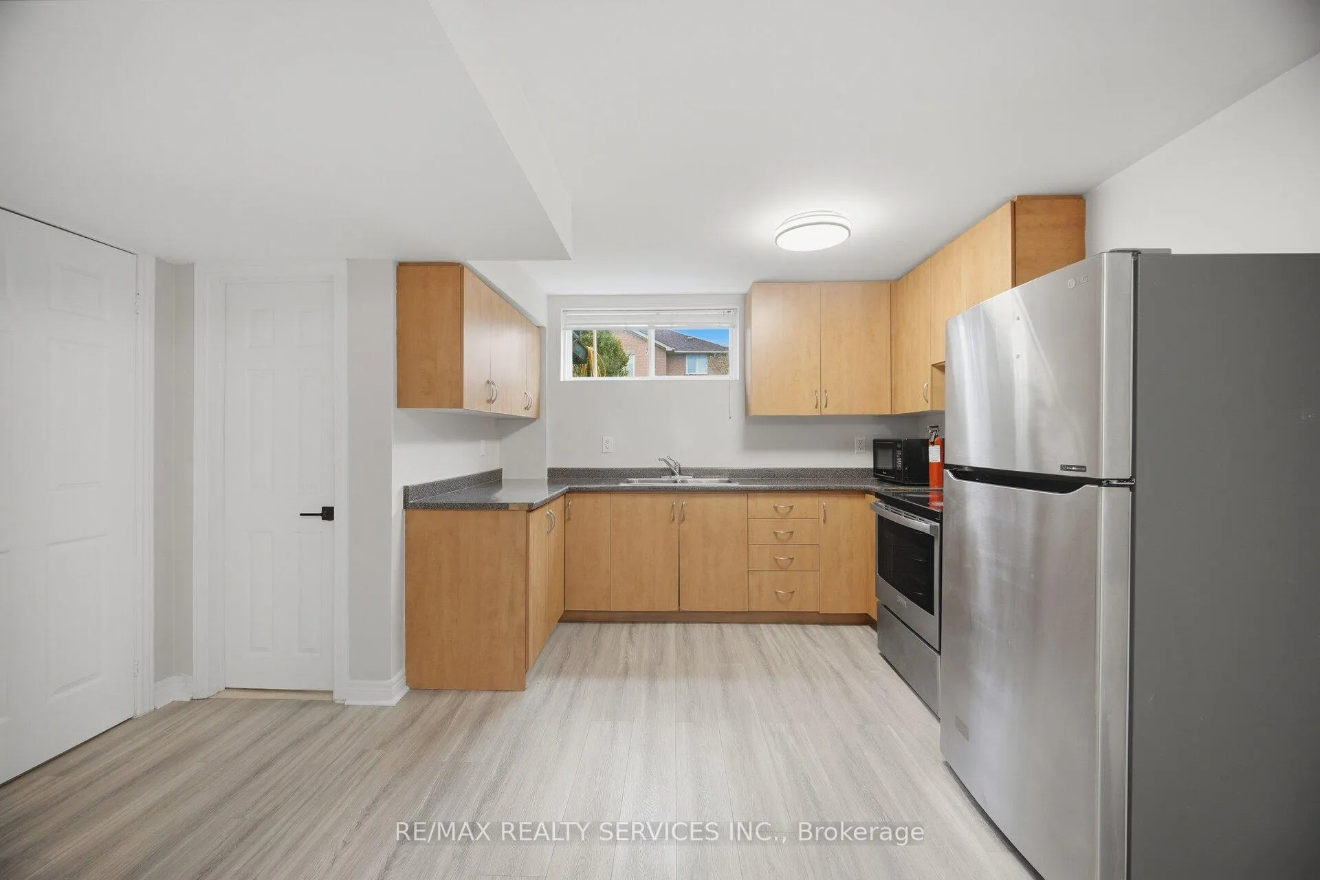 Photo 40 of 130 Yuile Court, Brampton, Fletcher's Creek South — HOMEH