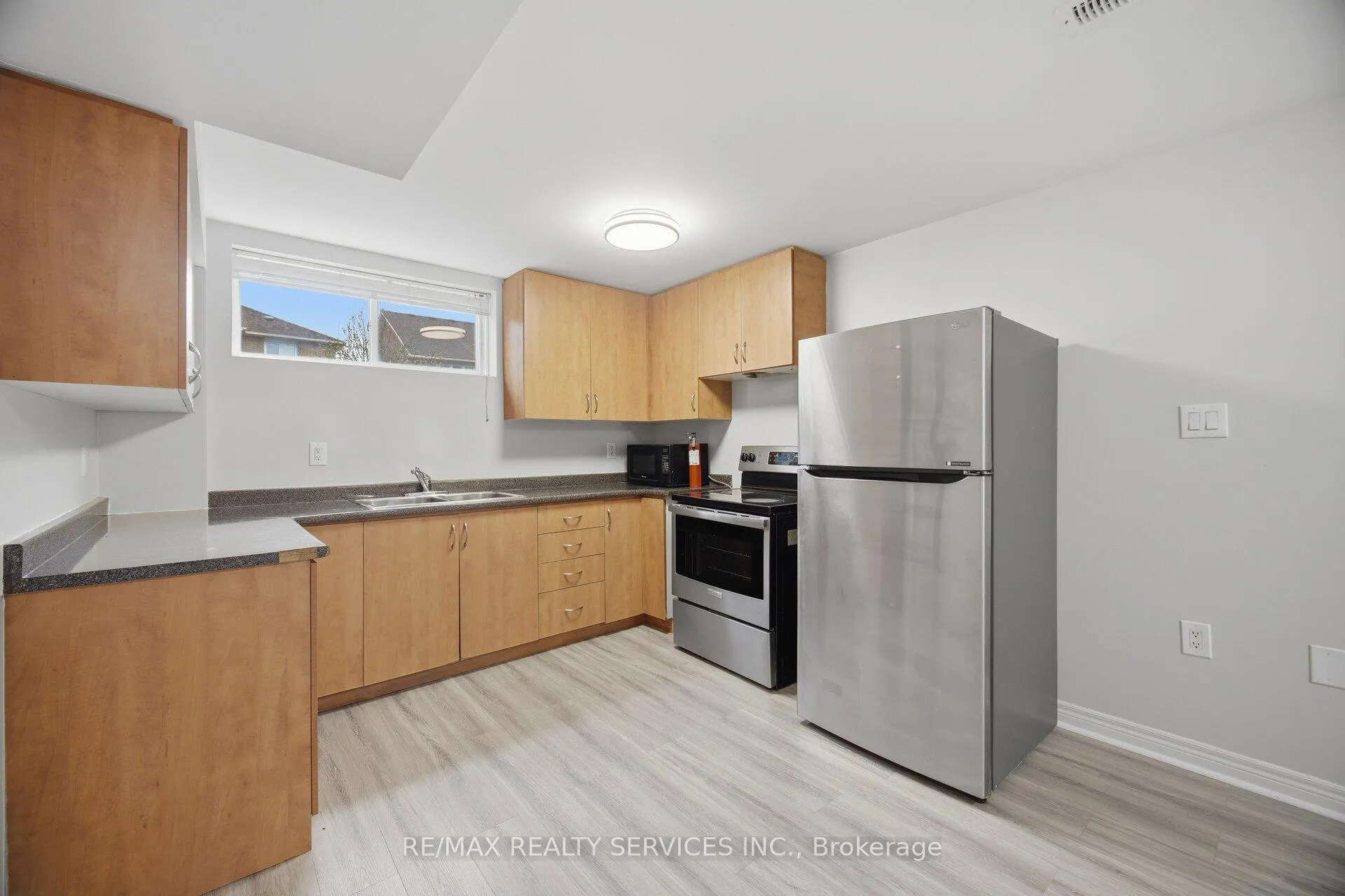 Photo 41 of 130 Yuile Court, Brampton, Fletcher's Creek South — HOMEH