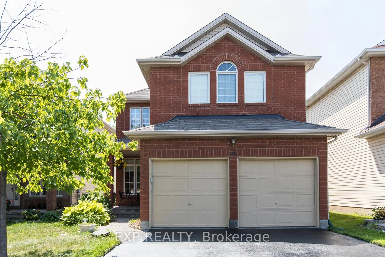 Front of 118 Finn Court