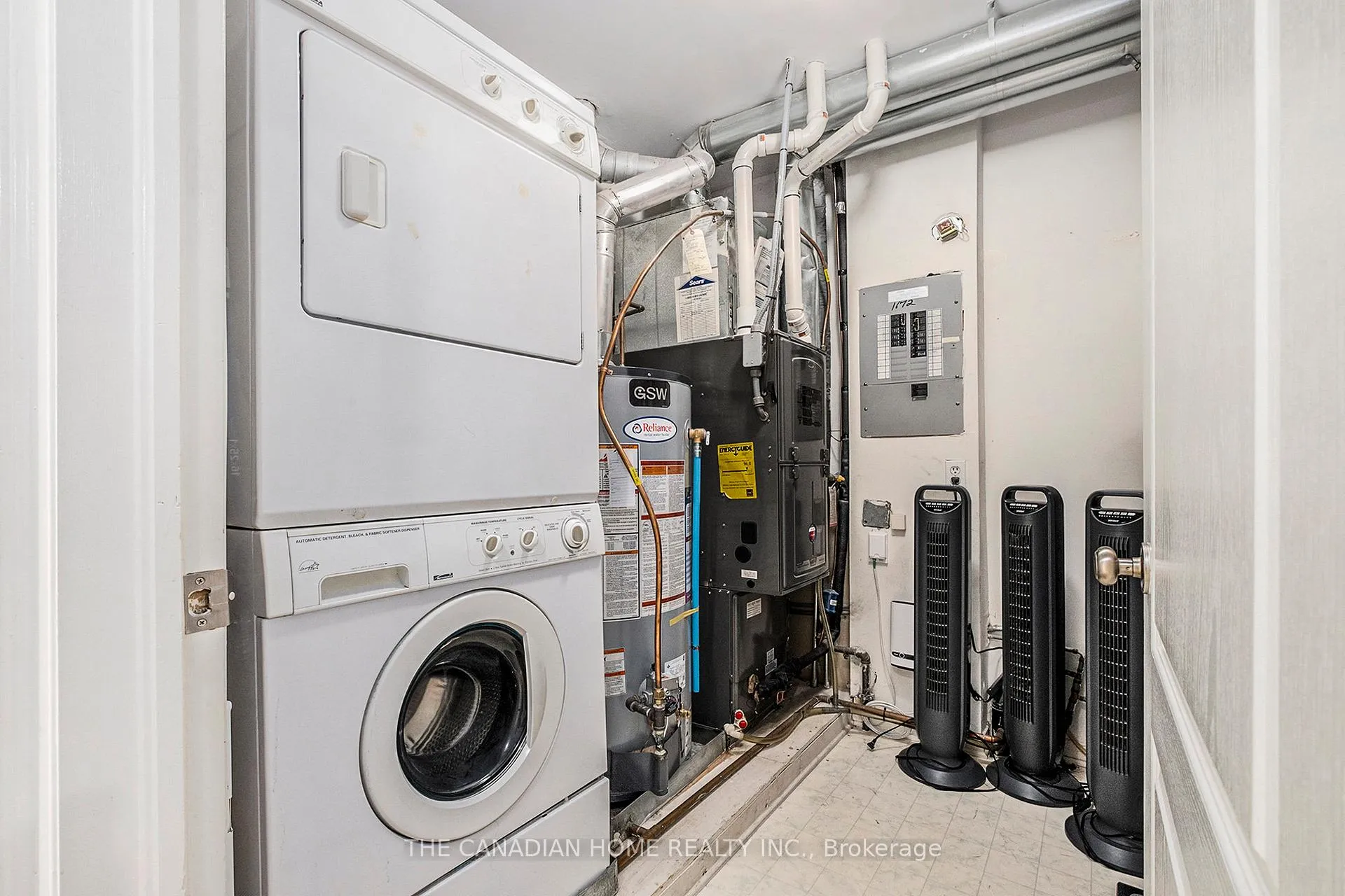 Photo 23 of Unit 27, 1672 Locksley Lane, Ottawa, Beaconwood — HOMEH