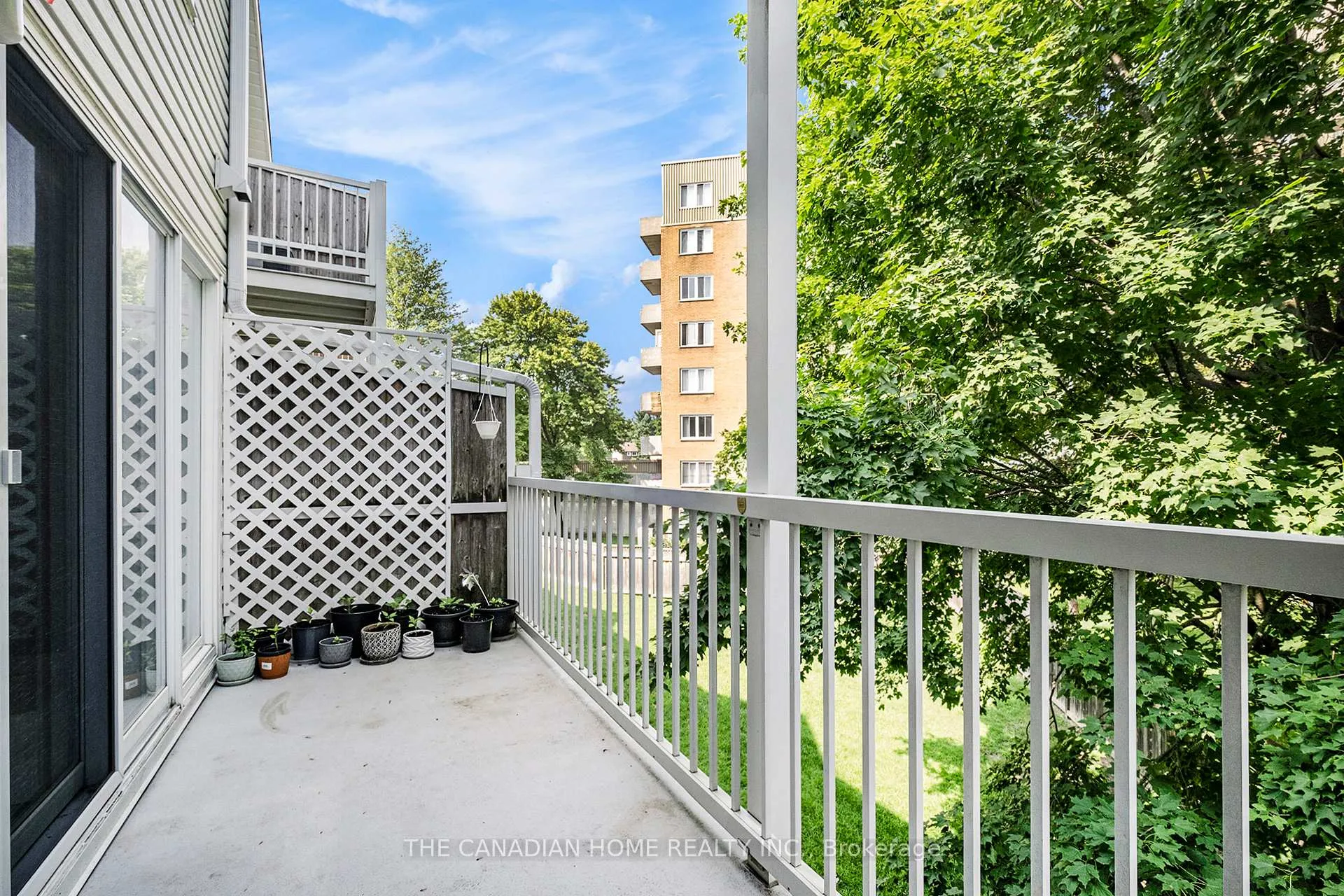 Photo 25 of Unit 27, 1672 Locksley Lane, Ottawa, Beaconwood — HOMEH