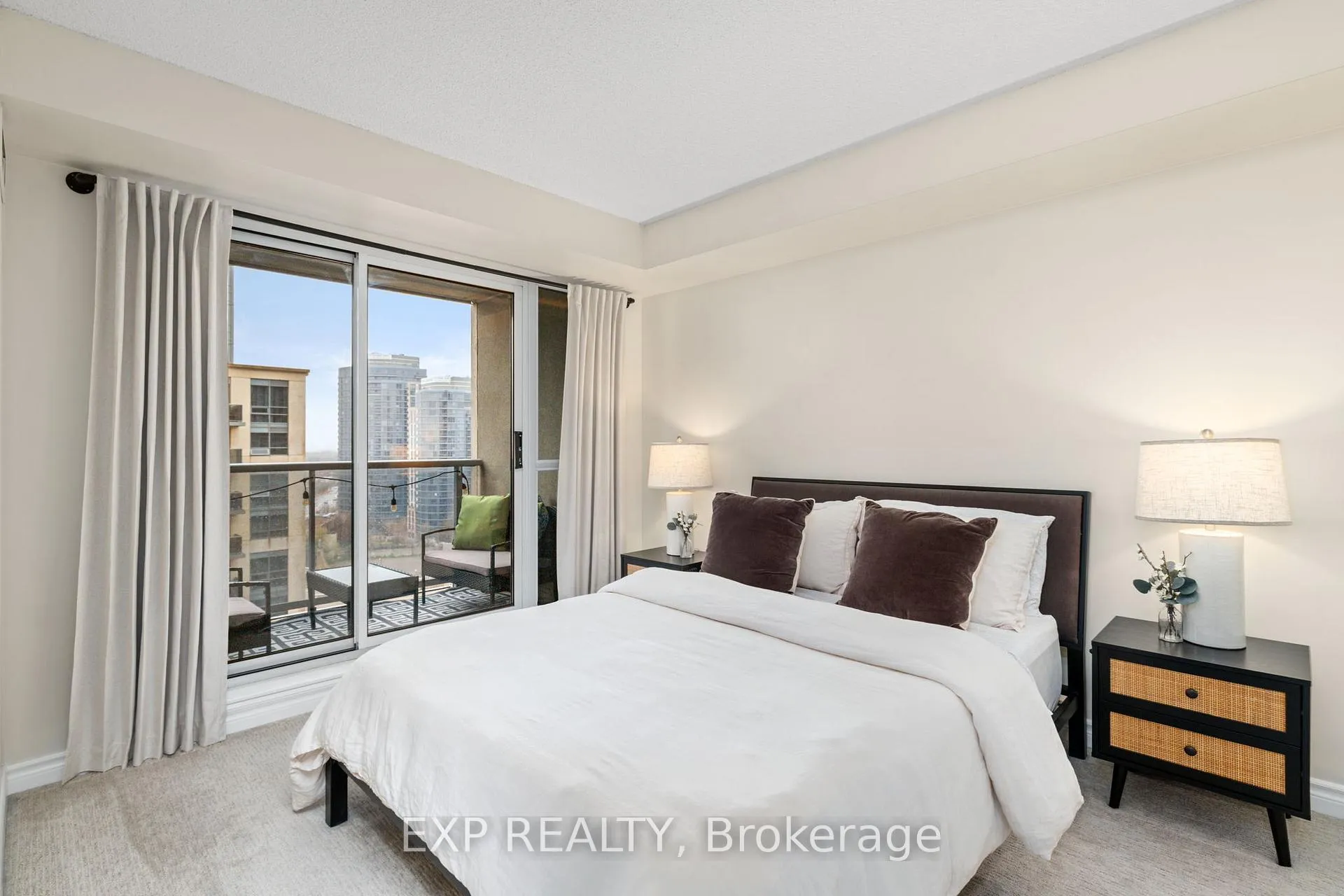 Photo 15 of Unit 1605, 5 Michael Power Place, Etobicoke, Islington-City Centre West — HOMEH