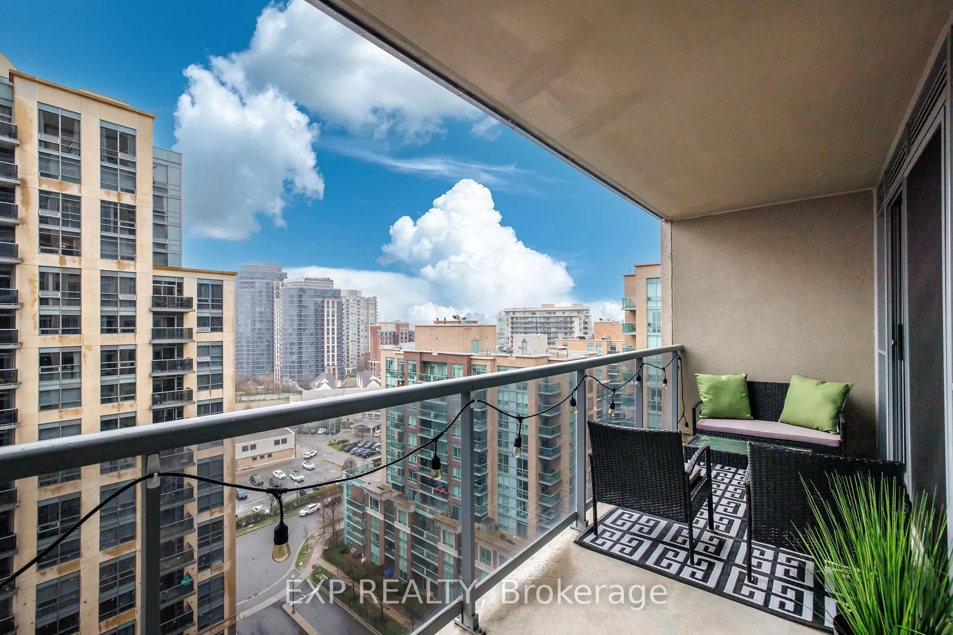 Photo 19 of Unit 1605, 5 Michael Power Place, Etobicoke, Islington-City Centre West — HOMEH