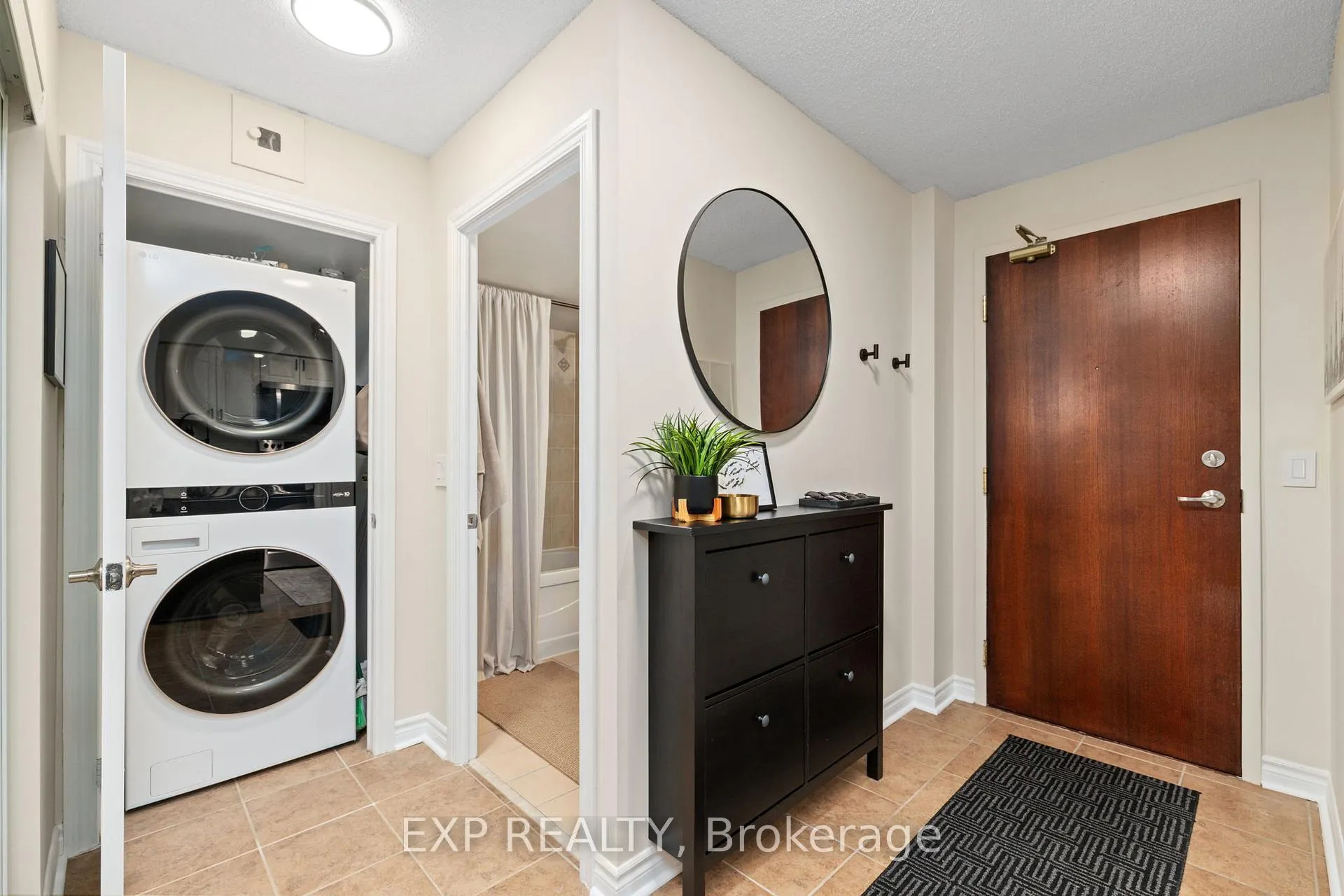 Photo 20 of Unit 1605, 5 Michael Power Place, Etobicoke, Islington-City Centre West — HOMEH
