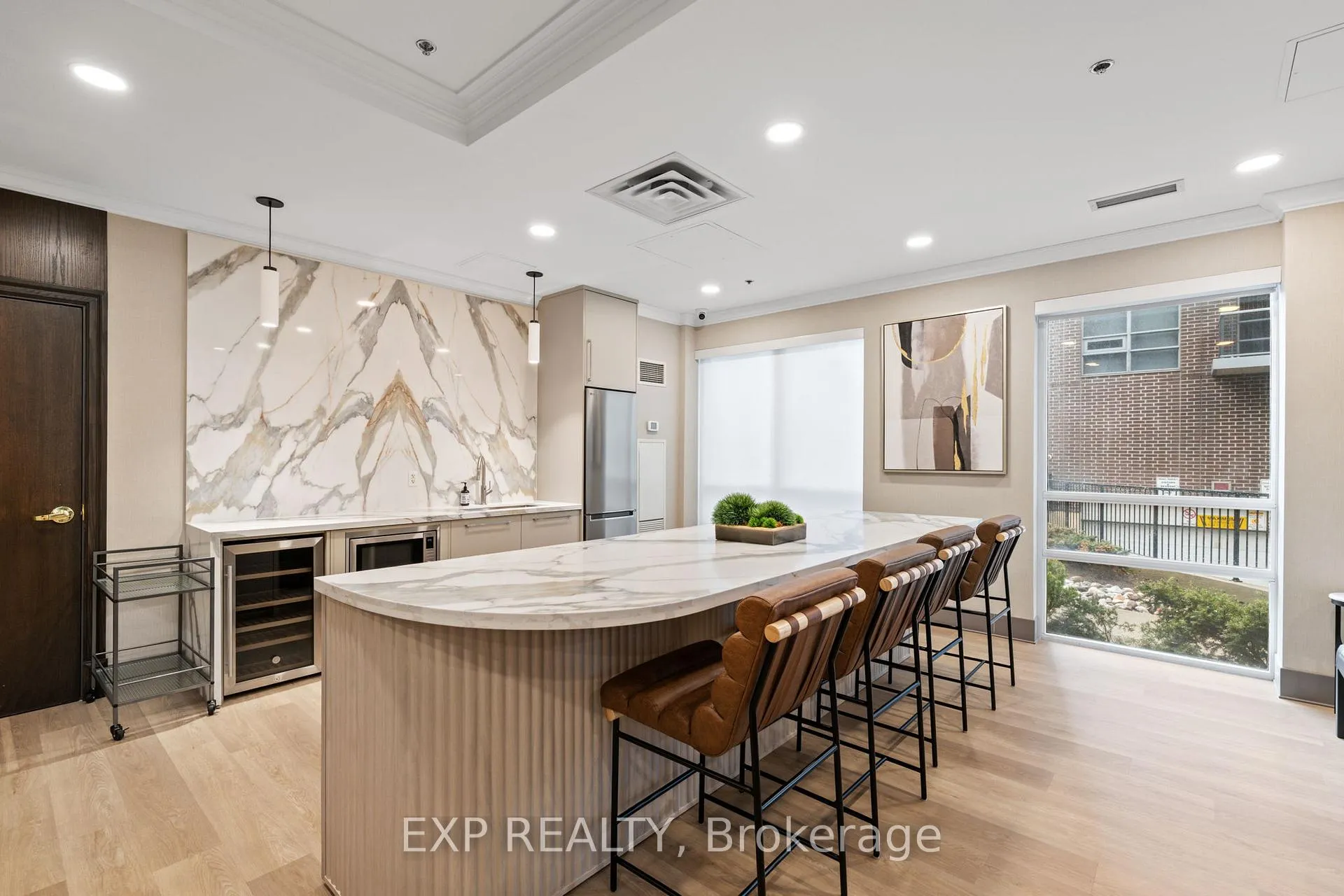 Photo 23 of Unit 1605, 5 Michael Power Place, Etobicoke, Islington-City Centre West — HOMEH