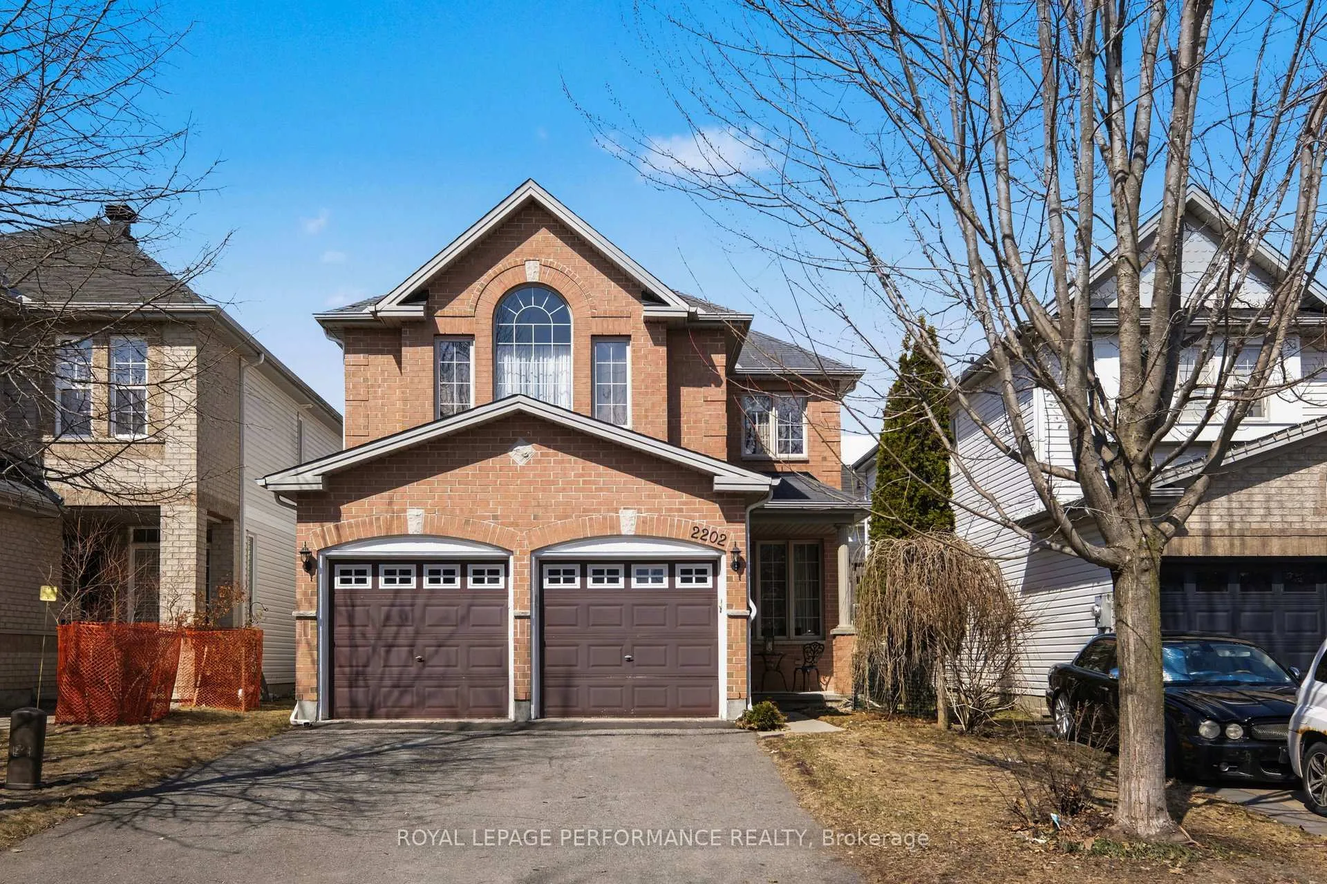 Photo 8 of 2202 Clendenan Crescent, Ottawa, Springridge/East Village — HOMEH