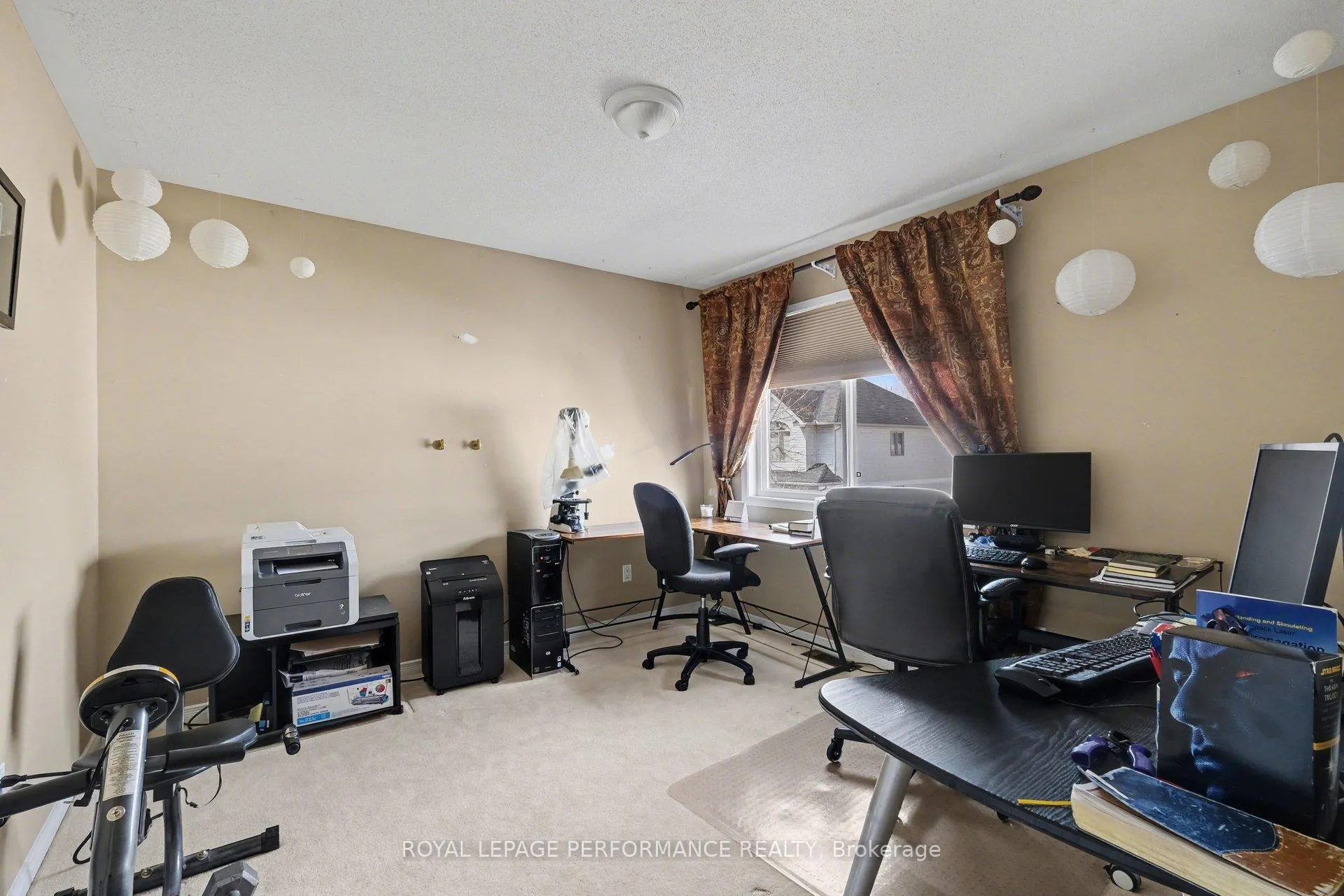 Photo 24 of 2202 Clendenan Crescent, Ottawa, Springridge/East Village — HOMEH