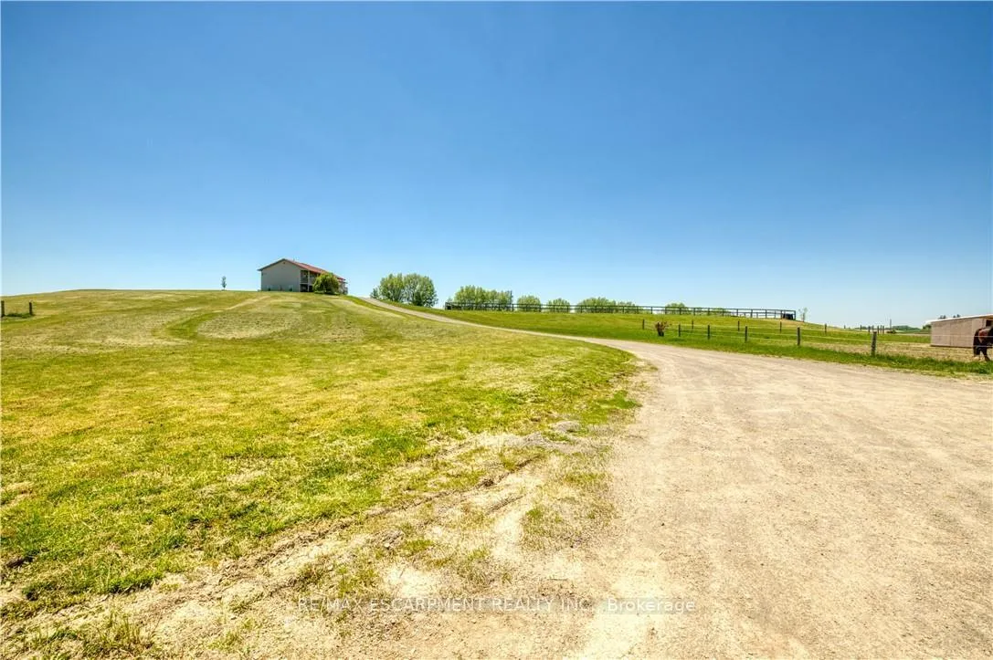 Photo 31 of 174 Painter Road, Brant, Brantford Twp — HOMEH