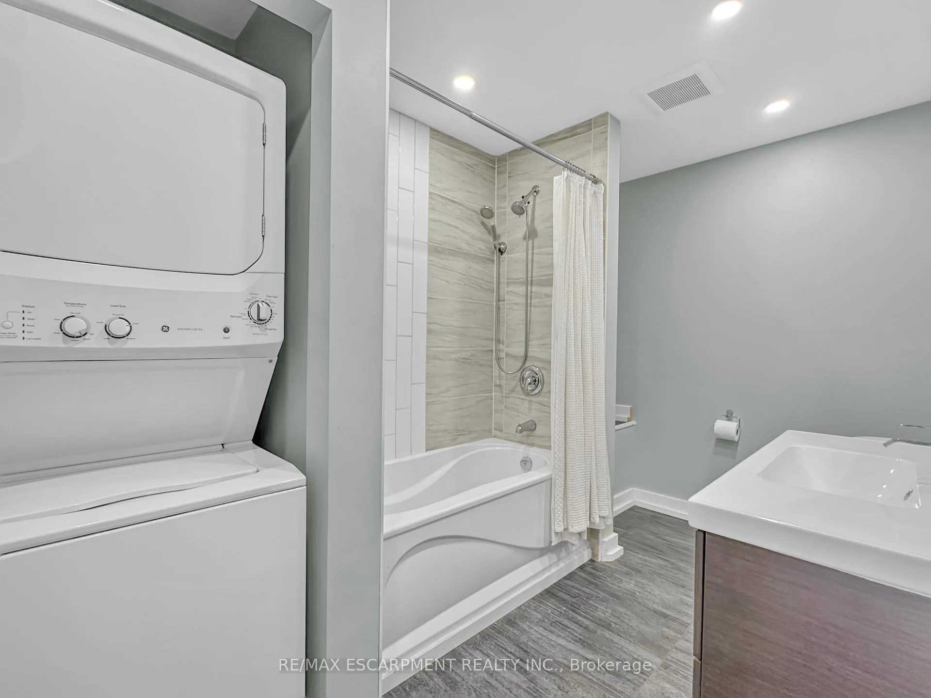 Photo 43 of 174 Painter Road, Brant, Brantford Twp — HOMEH