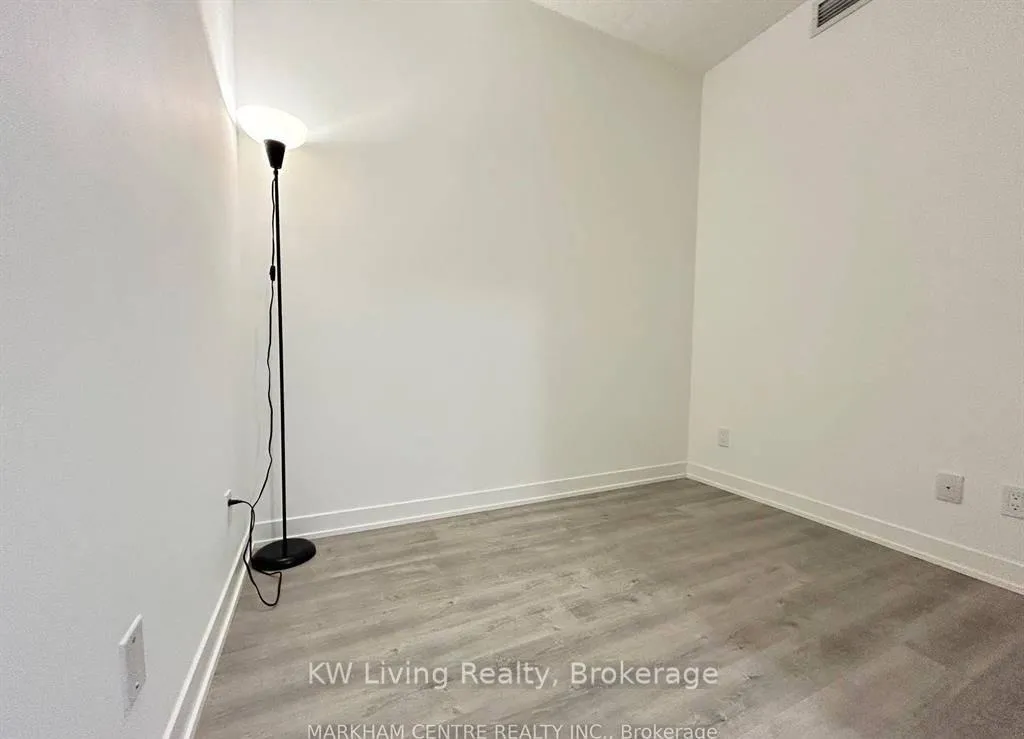 Photo 5 of Unit 313, 38 Simcoe Promenade, Markham, Unionville — HOMEH