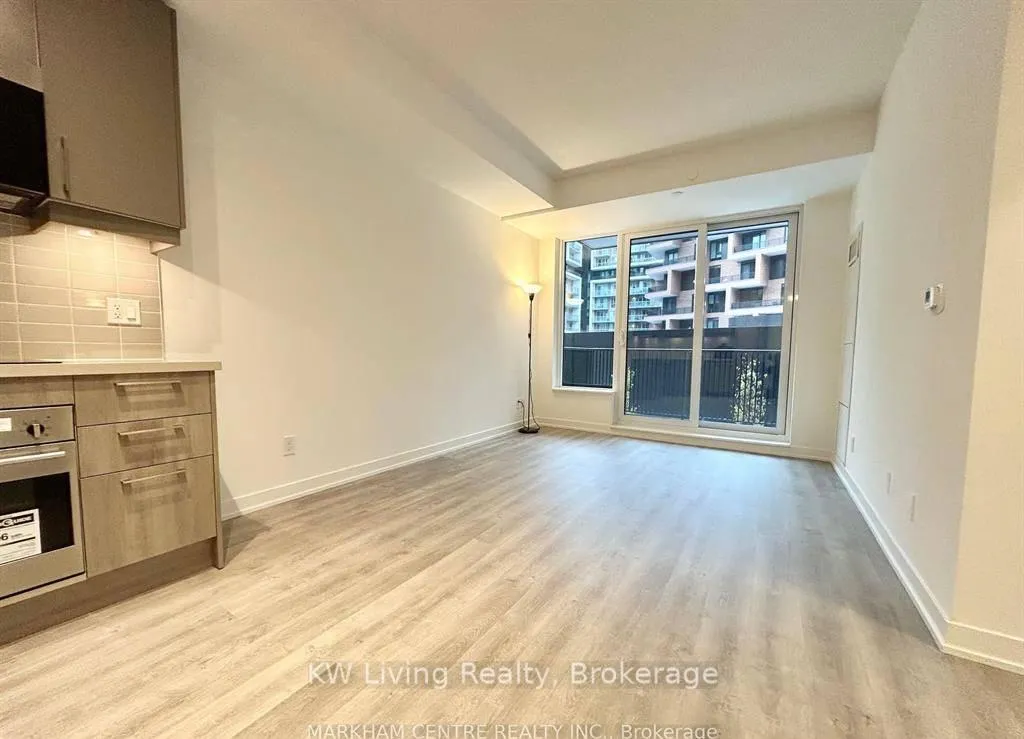 Photo 8 of Unit 313, 38 Simcoe Promenade, Markham, Unionville — HOMEH