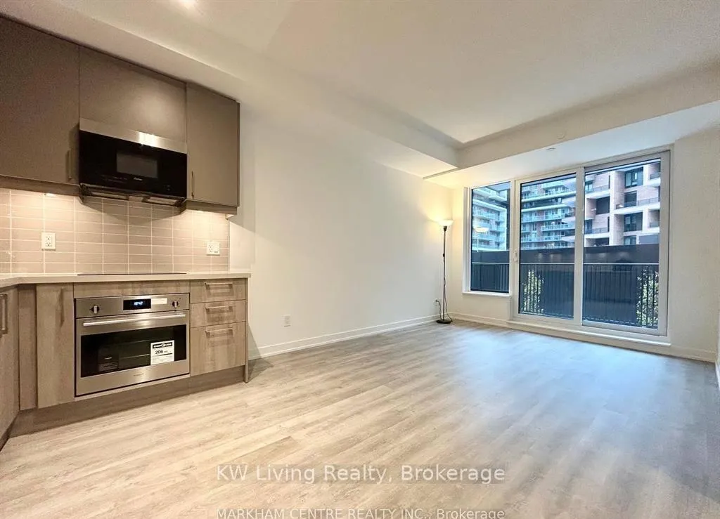 Photo 9 of Unit 313, 38 Simcoe Promenade, Markham, Unionville — HOMEH