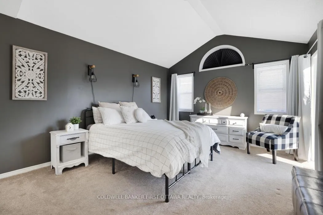 Photo 21 of 37 Boulder Way, Ottawa, Barrhaven - Longfields — HOMEH