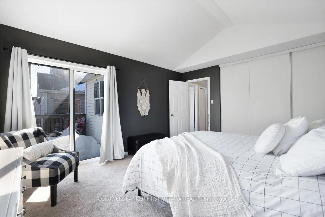 Photo 23 of 37 Boulder Way, Ottawa, Barrhaven - Longfields — HOMEH
