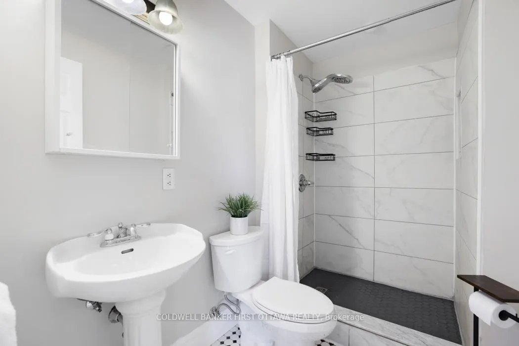 Photo 38 of 37 Boulder Way, Ottawa, Barrhaven - Longfields — HOMEH