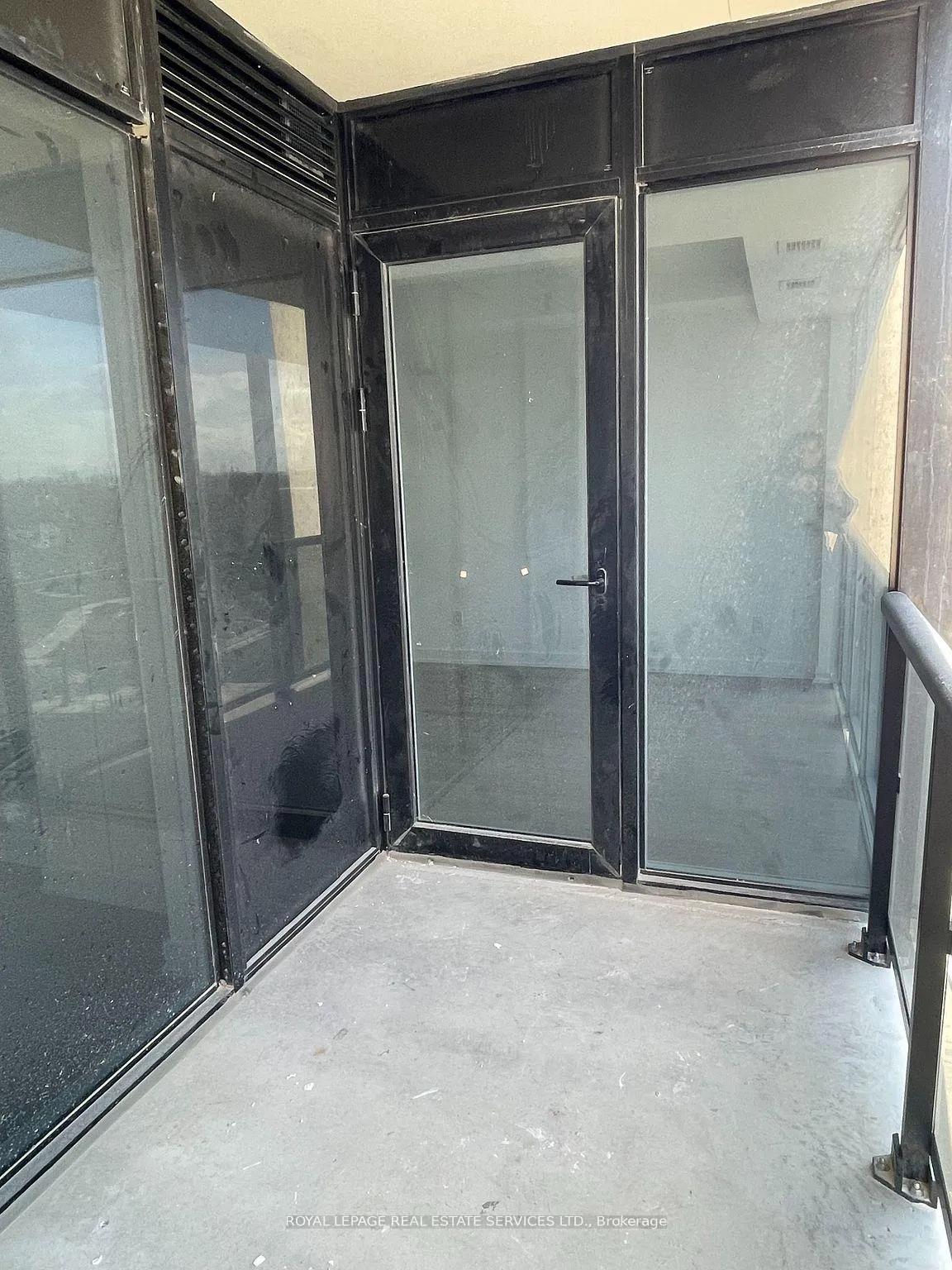 Photo 23 of Unit 801, 1035 Southdown Road, Mississauga, Clarkson — HOMEH