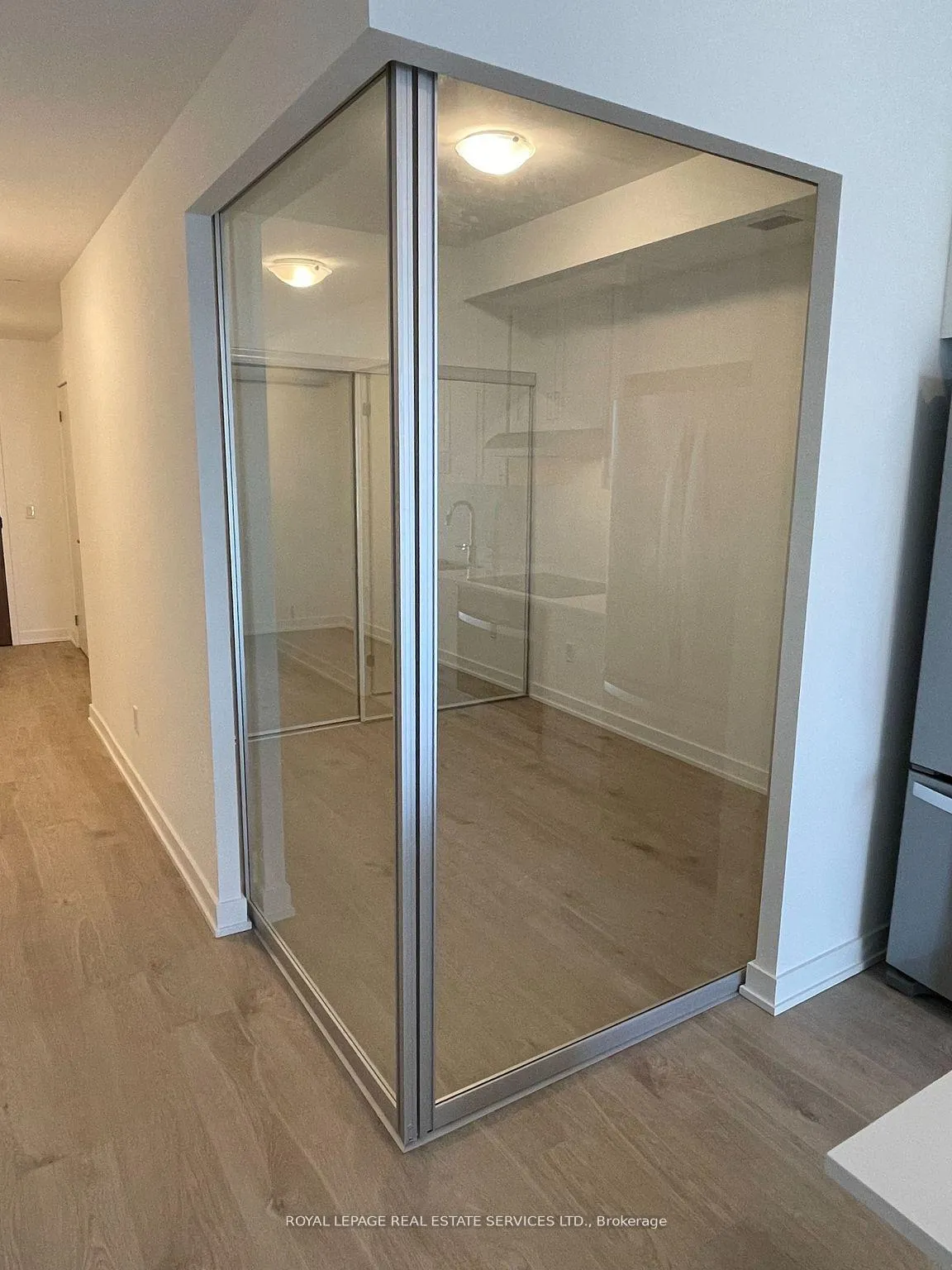 Photo 29 of Unit 801, 1035 Southdown Road, Mississauga, Clarkson — HOMEH