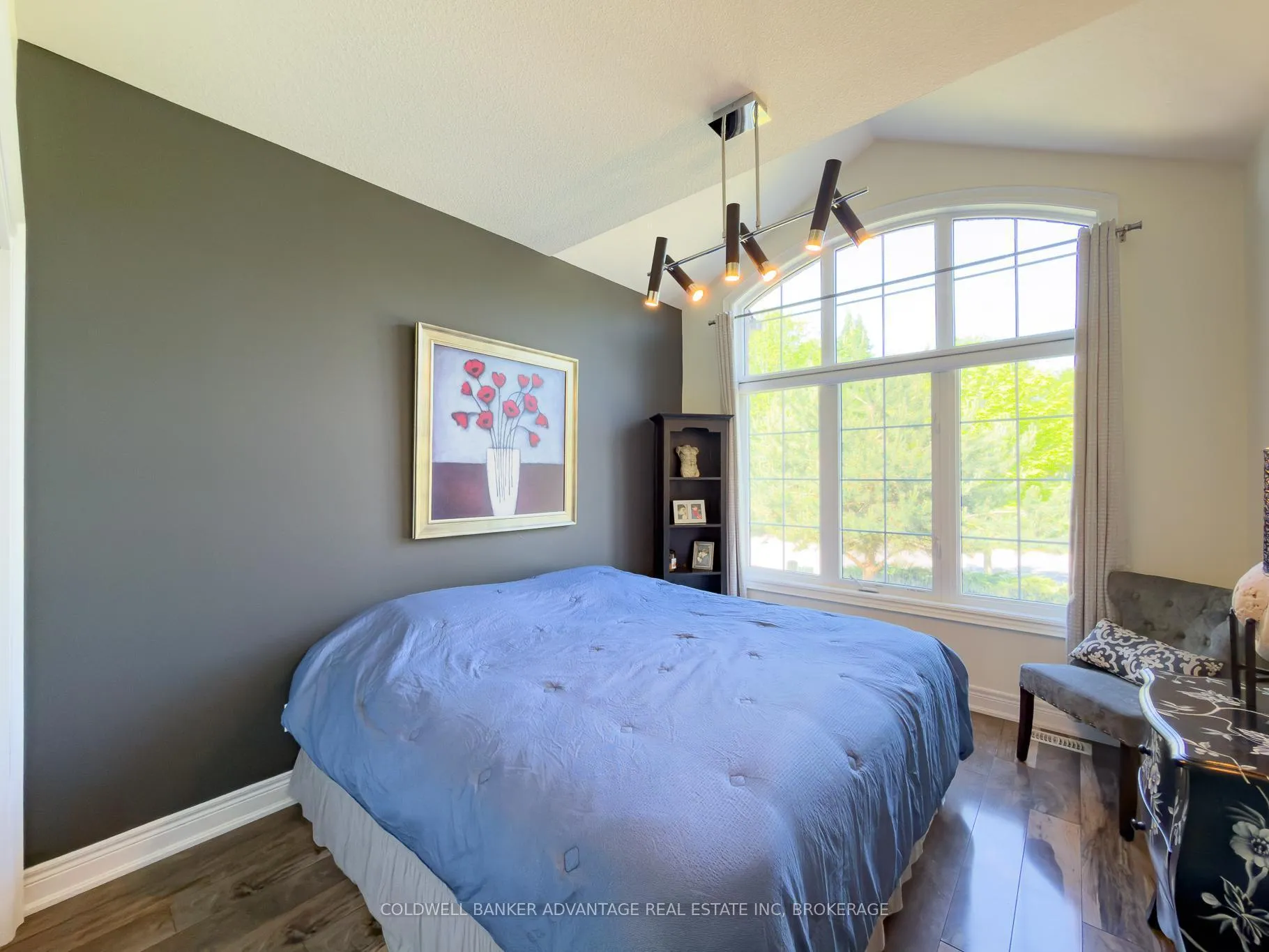 Photo 23 of 1585 Lookout Street, Pelham, Fonthill — HOMEH