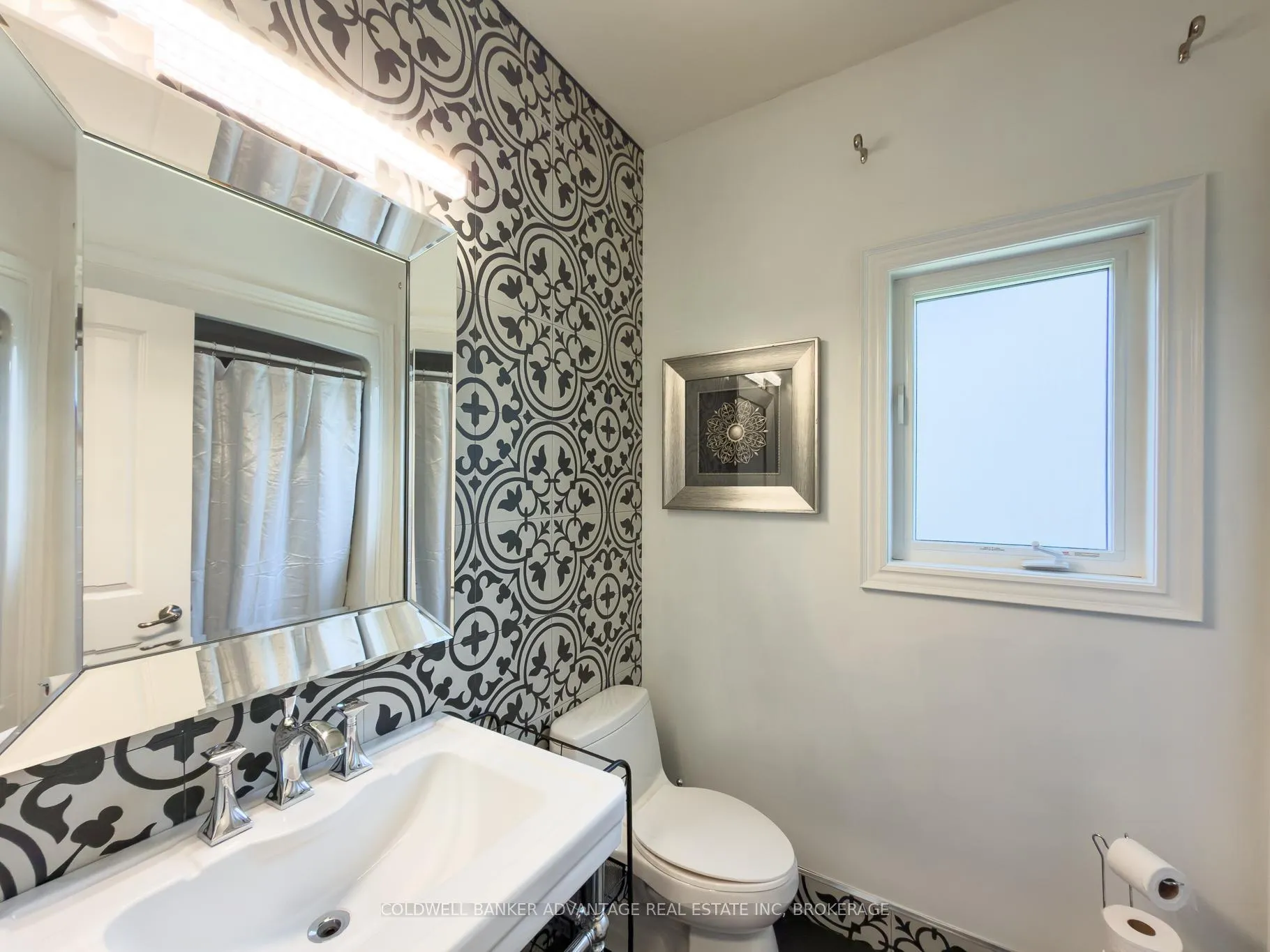 Photo 25 of 1585 Lookout Street, Pelham, Fonthill — HOMEH