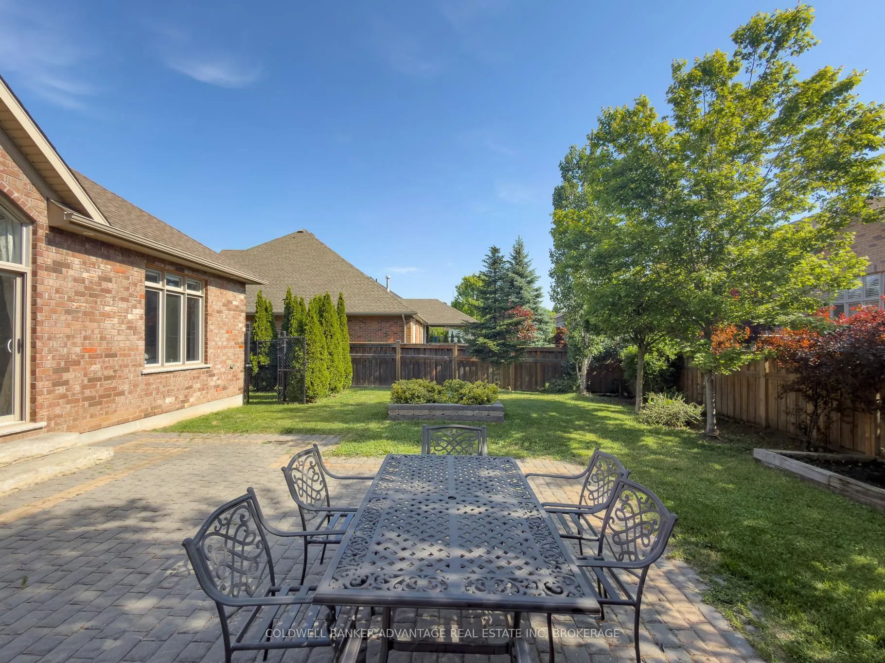 Photo 31 of 1585 Lookout Street, Pelham, Fonthill — HOMEH