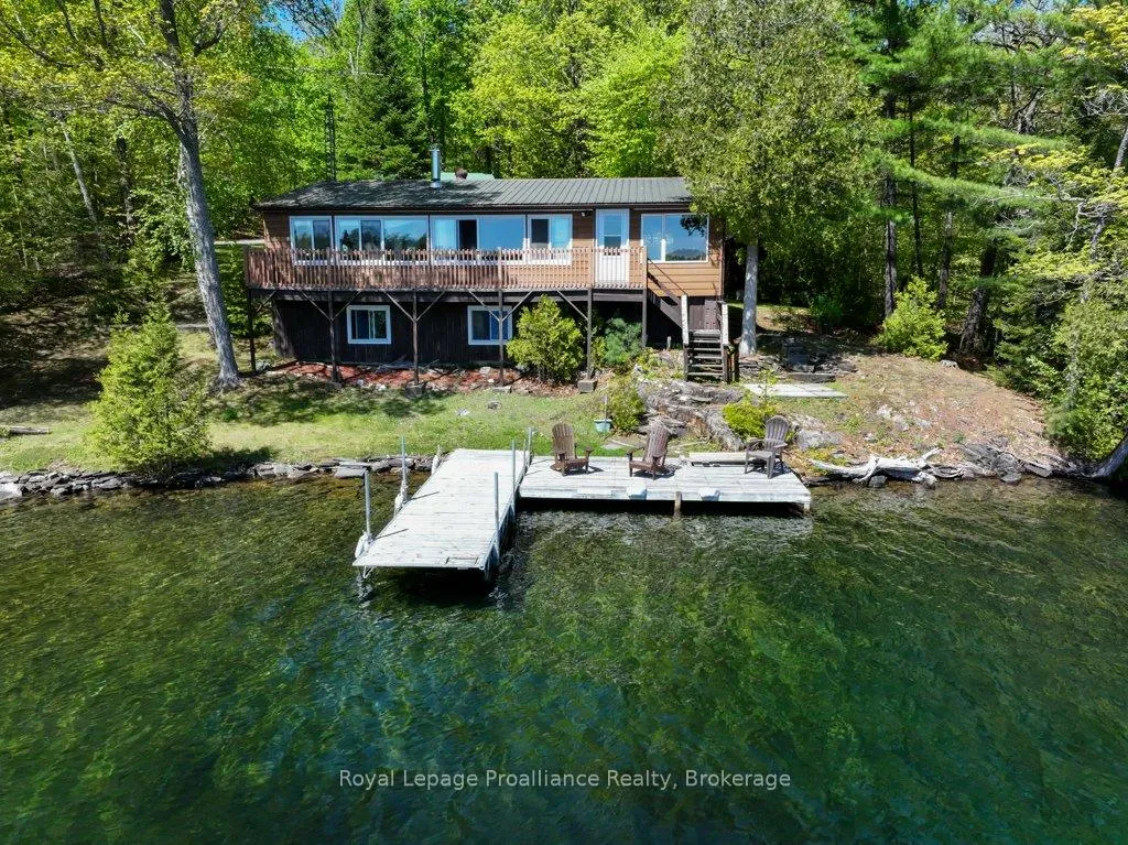 Photo 1 of 1017 Bay Lane, Frontenac, Frontenac North — HOMEH