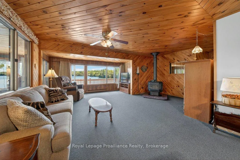 Photo 7 of 1017 Bay Lane, Frontenac, Frontenac North — HOMEH