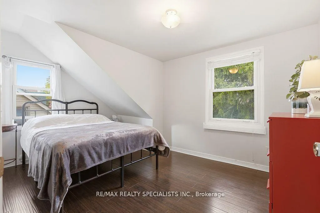 Photo 24 of 123 Mill Street S, Brampton, Downtown Brampton — HOMEH