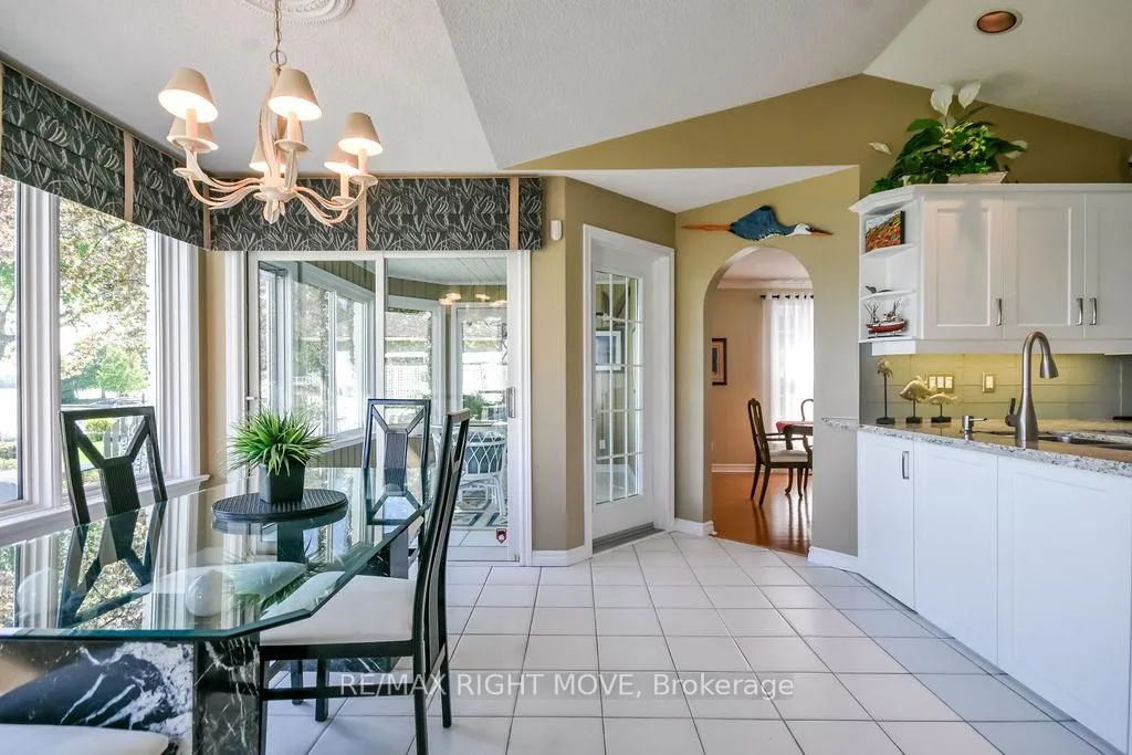 Photo 13 of 683 Glen Crescent, Orillia — HOMEH