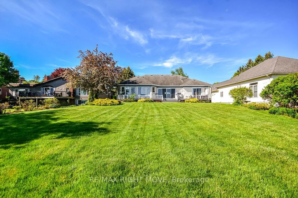 Photo 36 of 683 Glen Crescent, Orillia — HOMEH