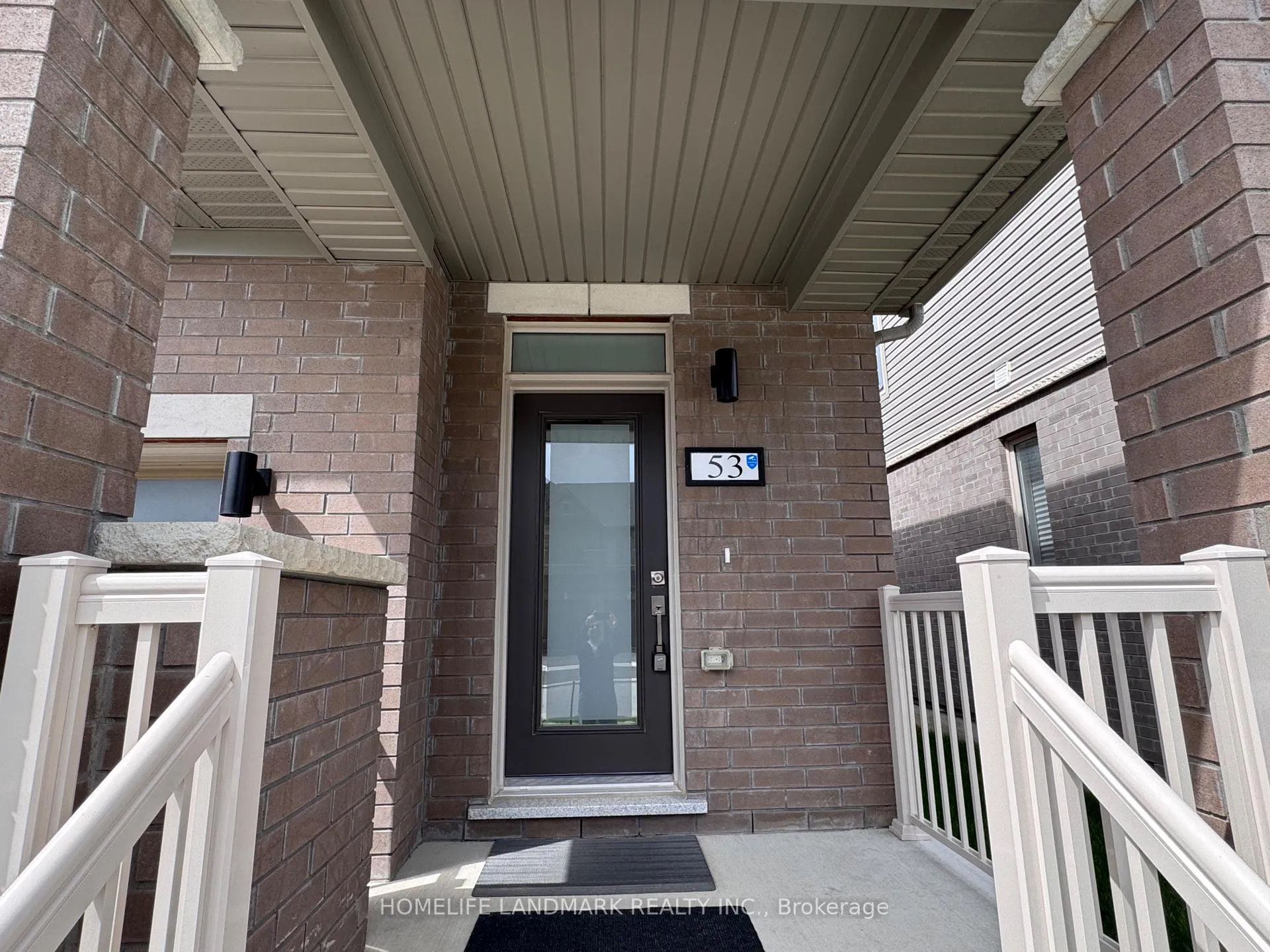 Photo 5 of 53 Sagewood Avenue, Barrie, Rural Barrie Southeast — HOMEH