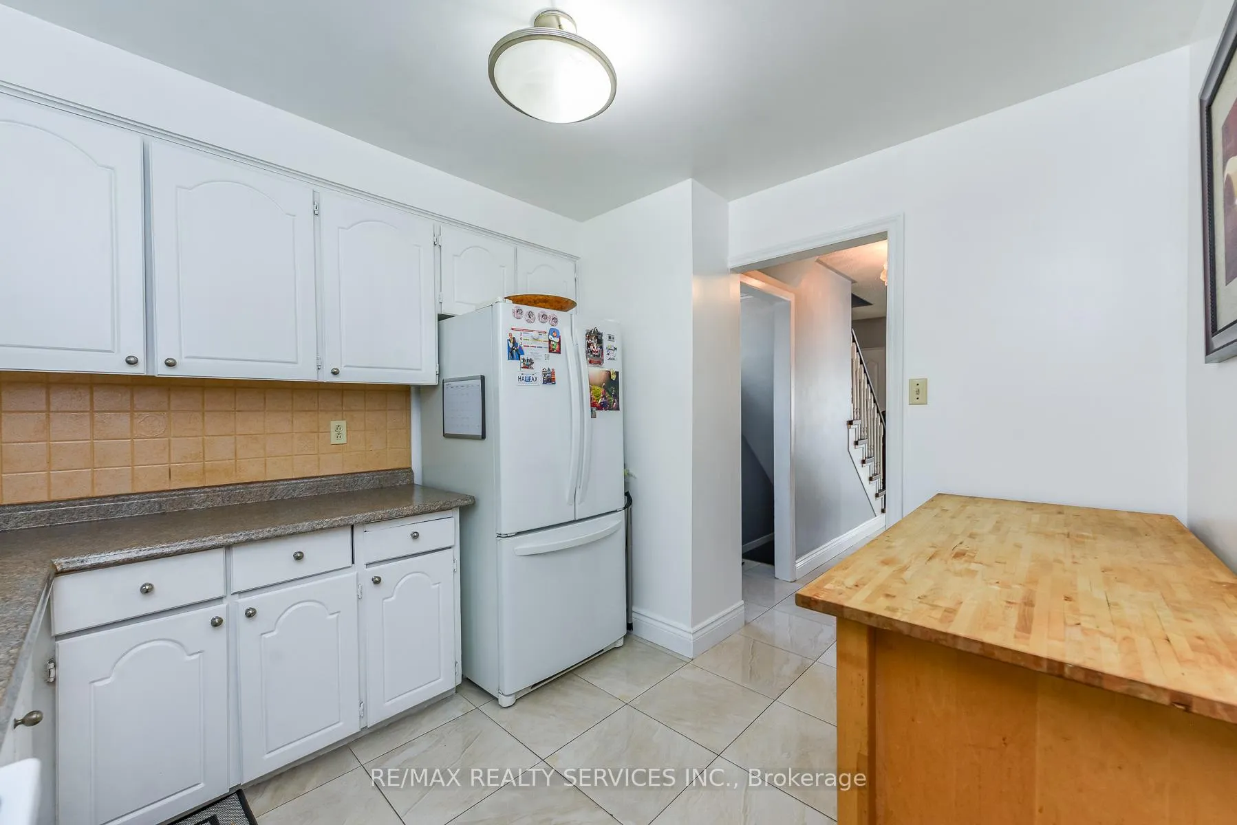 Photo 19 of 2569 Lundene Road, Mississauga, Clarkson — HOMEH