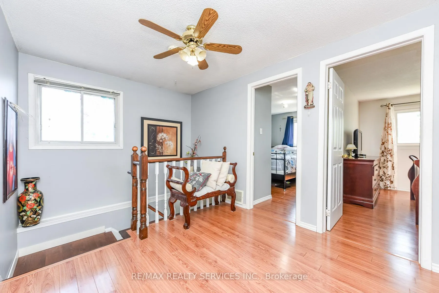 Photo 20 of 2569 Lundene Road, Mississauga, Clarkson — HOMEH