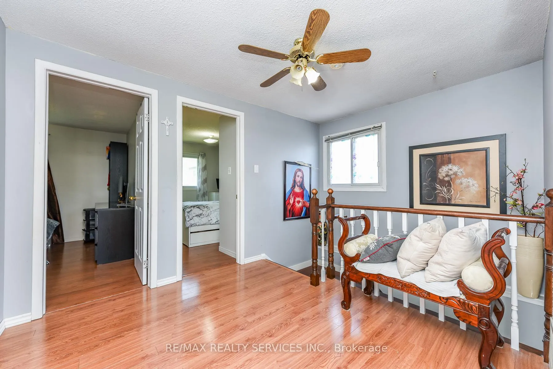 Photo 21 of 2569 Lundene Road, Mississauga, Clarkson — HOMEH