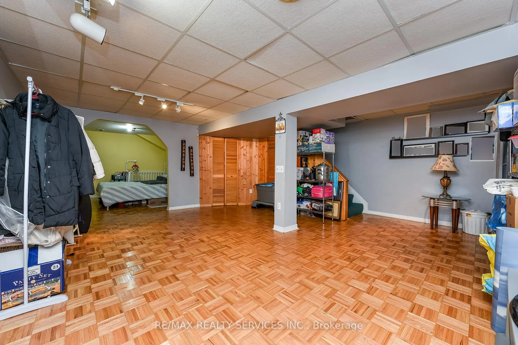 Photo 33 of 2569 Lundene Road, Mississauga, Clarkson — HOMEH