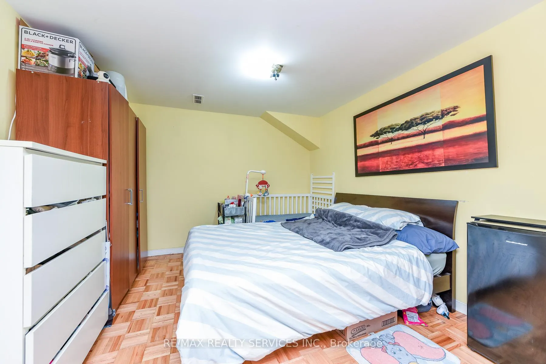 Photo 37 of 2569 Lundene Road, Mississauga, Clarkson — HOMEH