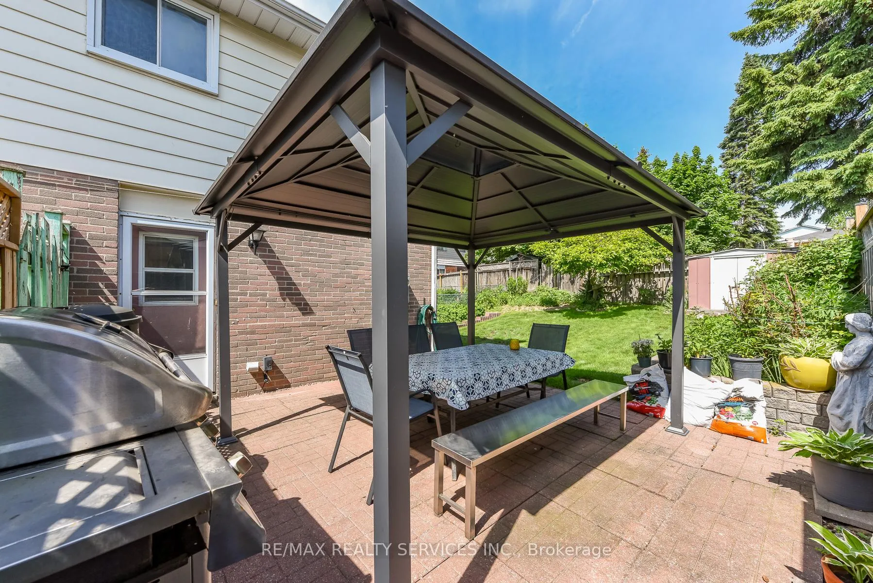 Photo 40 of 2569 Lundene Road, Mississauga, Clarkson — HOMEH