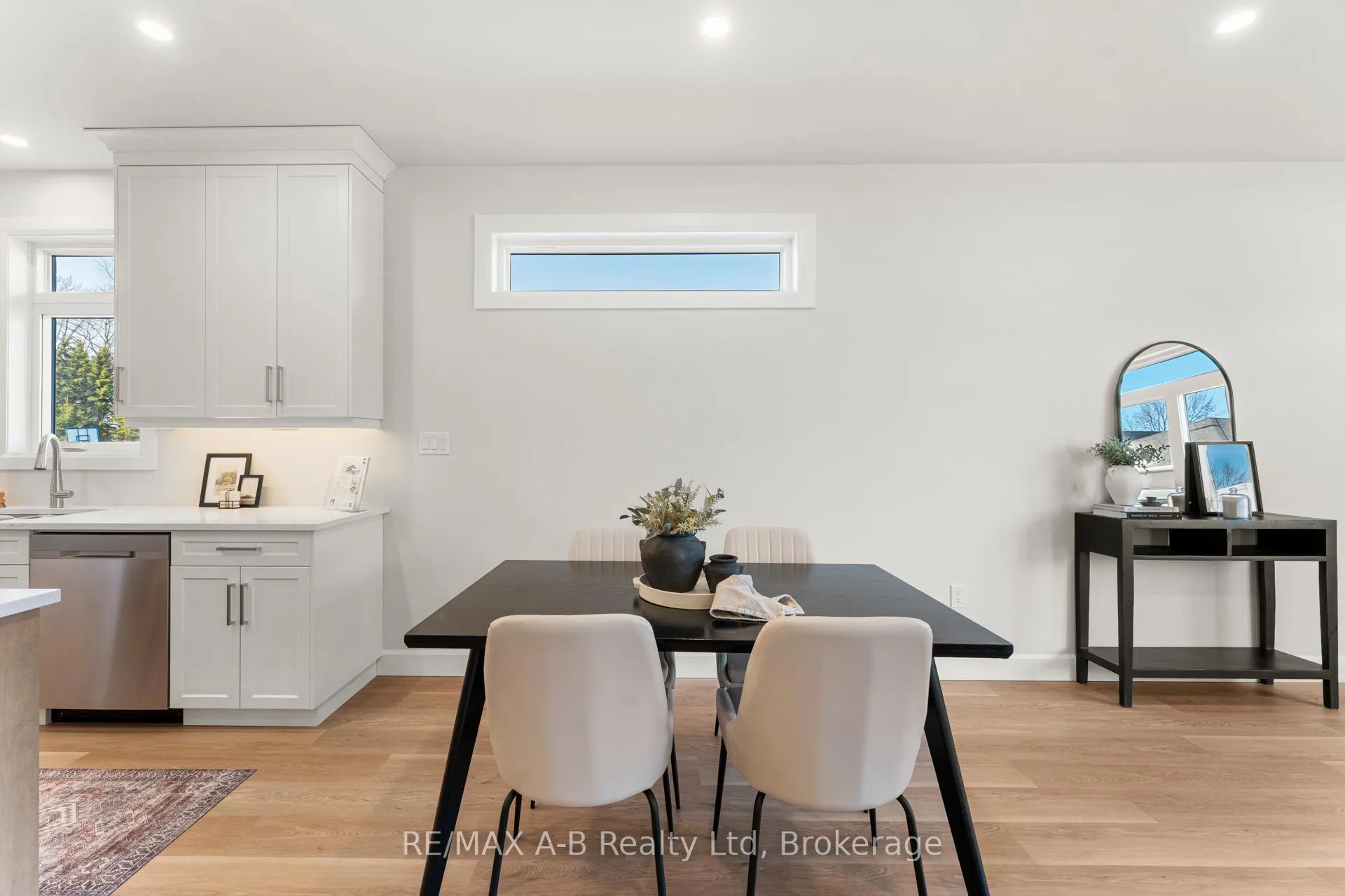 Photo 11 of 21 Nelson Street, West Perth, Mitchell — HOMEH